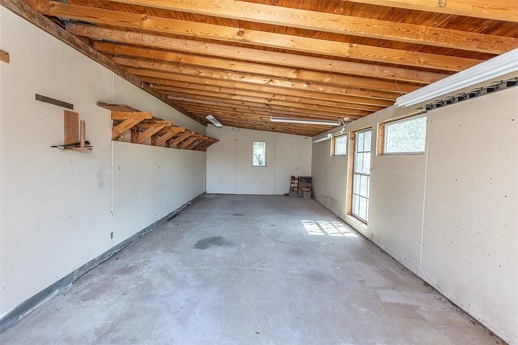 487 Cedar Bayou Boulevard