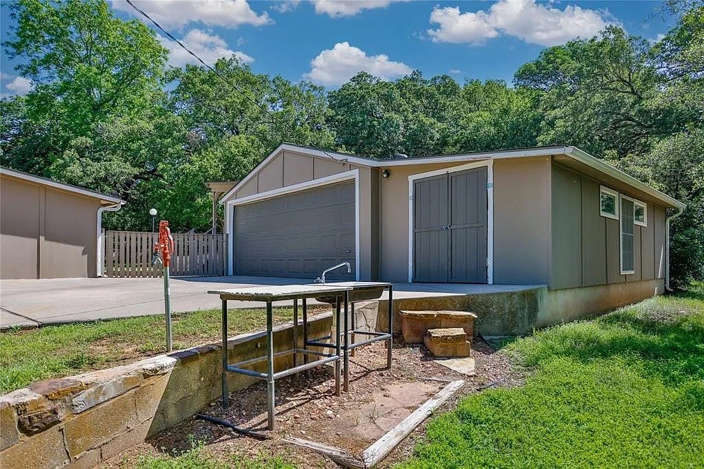 487 Cedar Bayou Boulevard