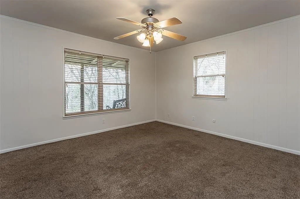 487 Cedar Bayou Boulevard