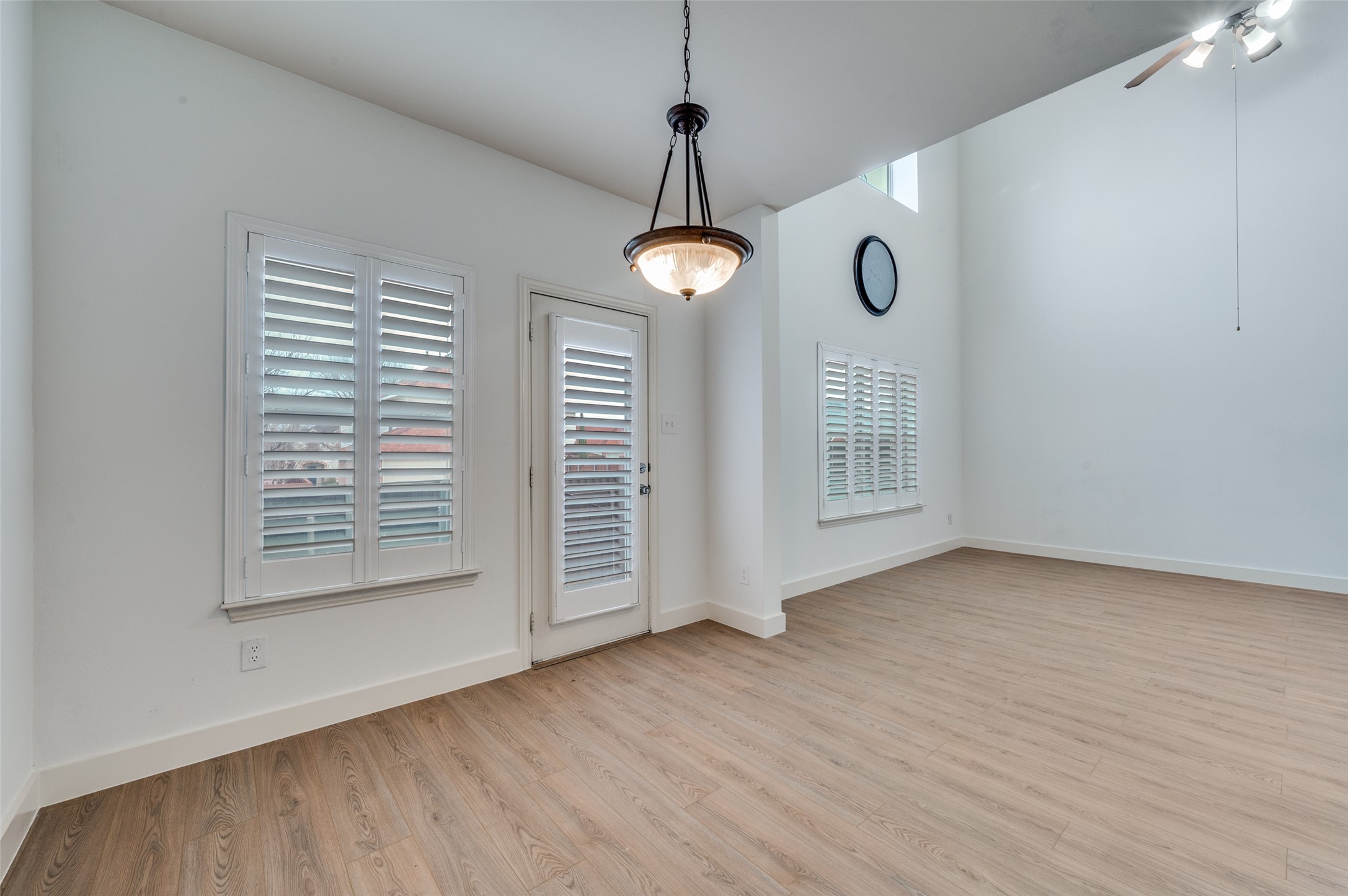 4605 Penelope Lane