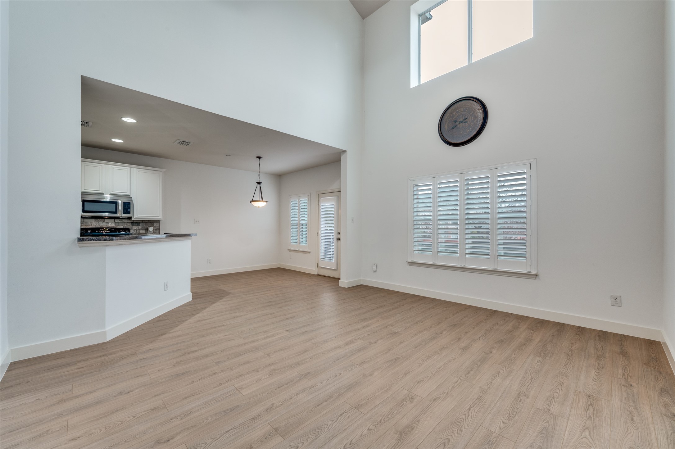 4605 Penelope Lane