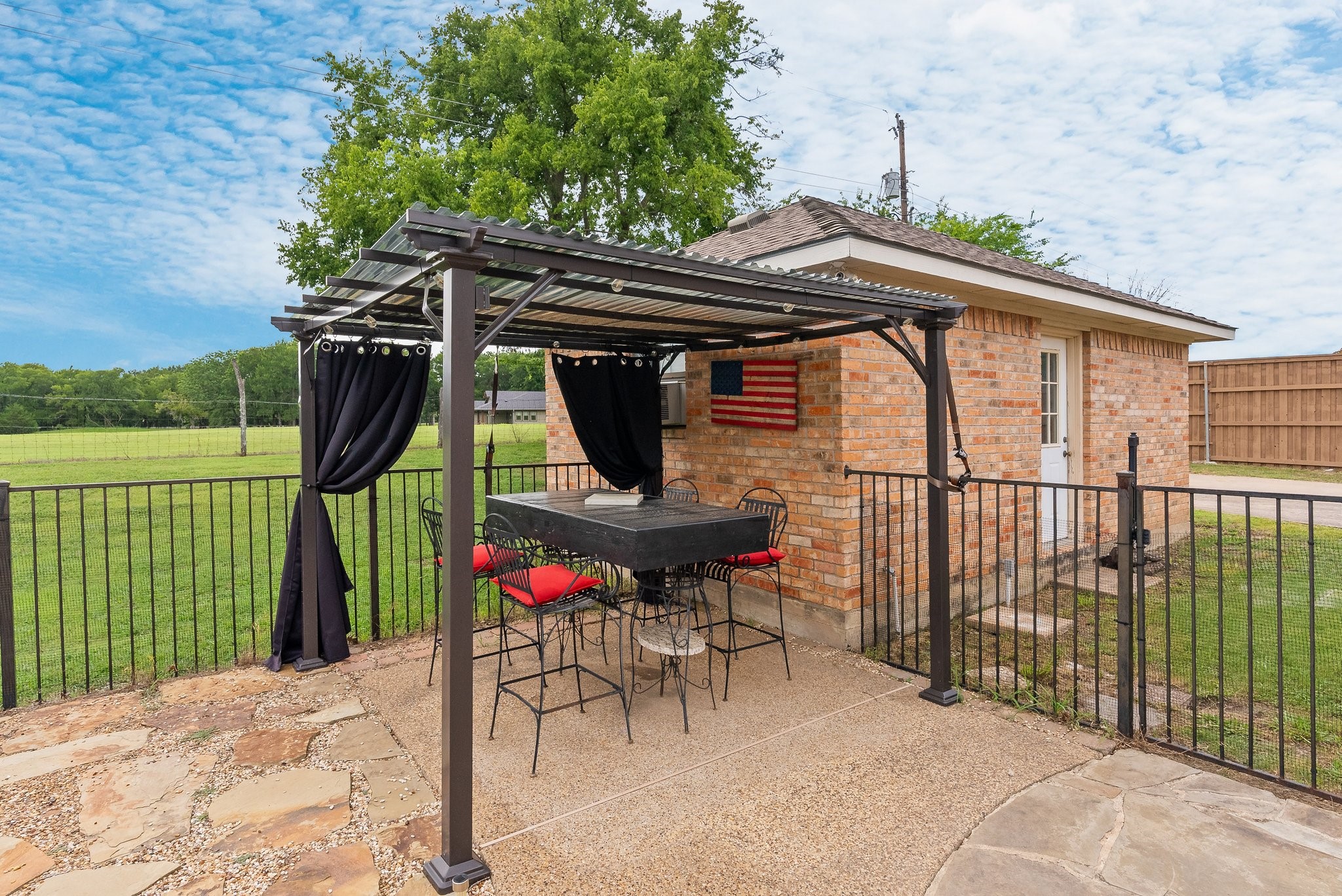206 Covey Lane