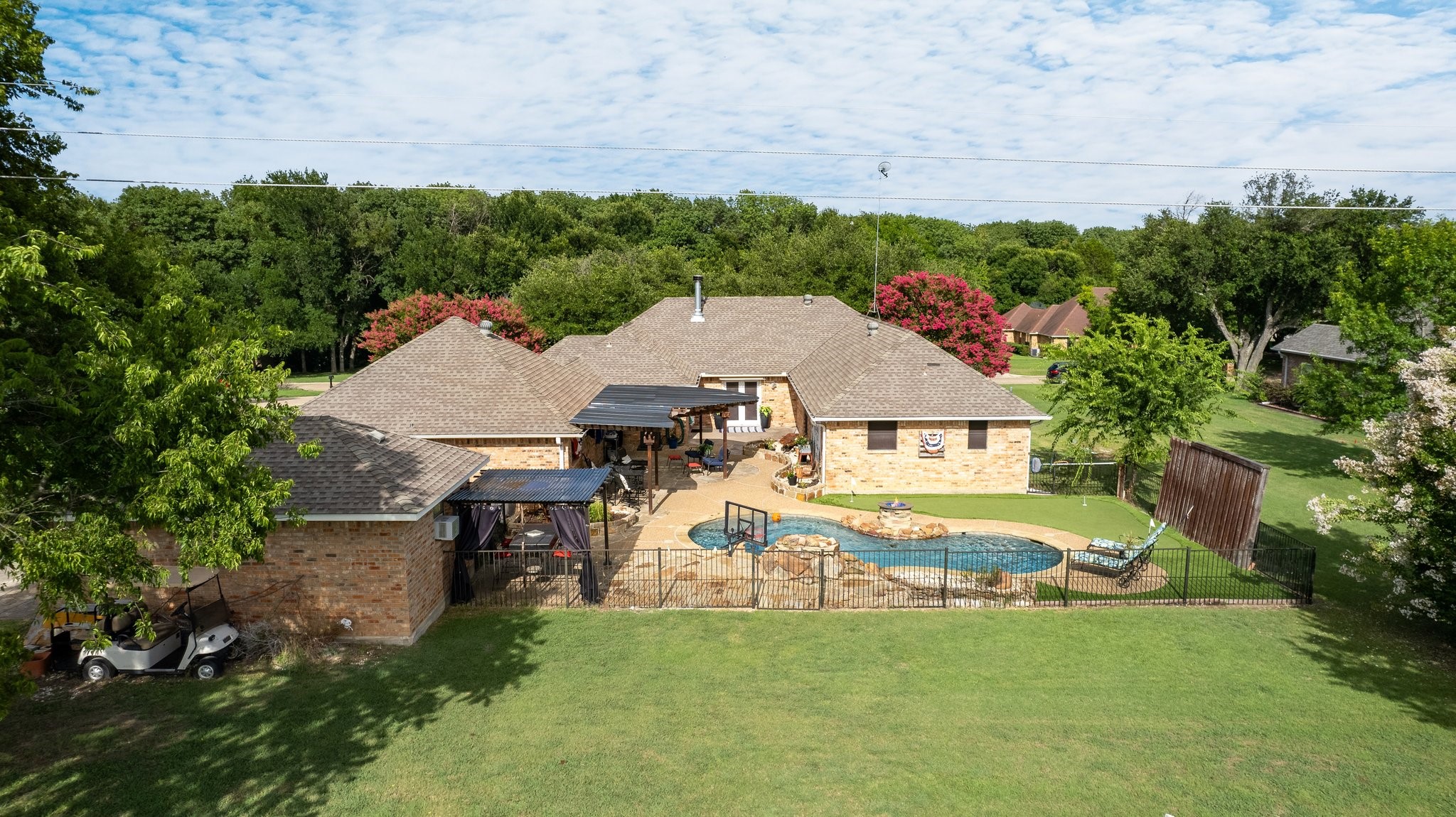 206 Covey Lane