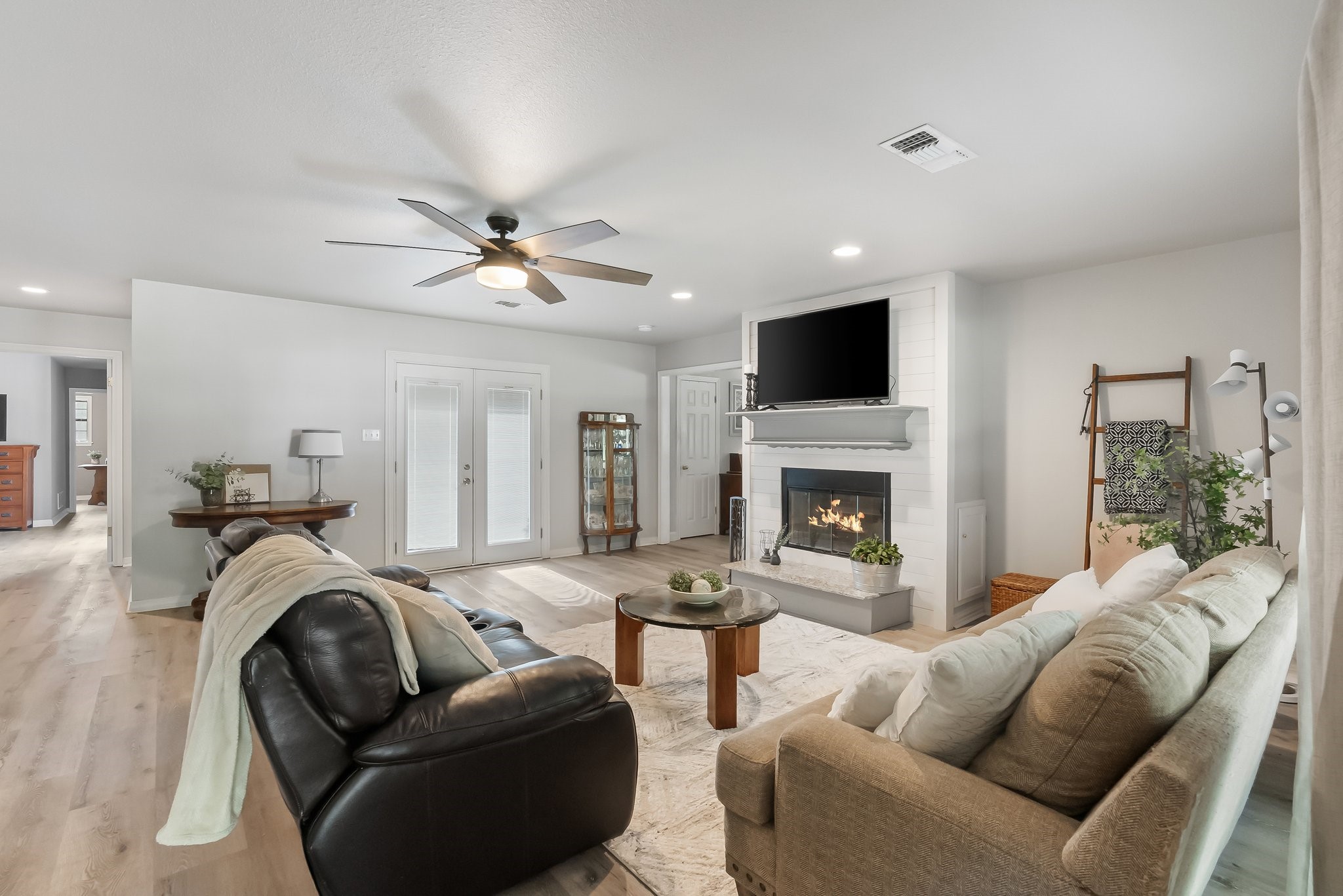 206 Covey Lane
