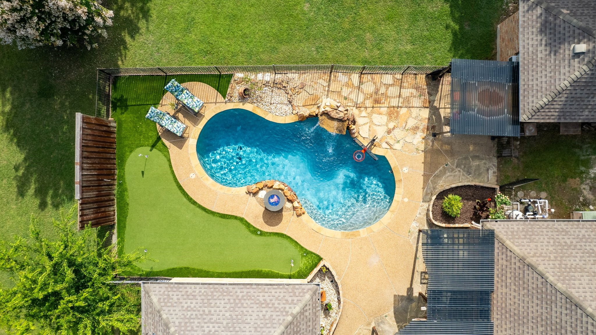 206 Covey Lane