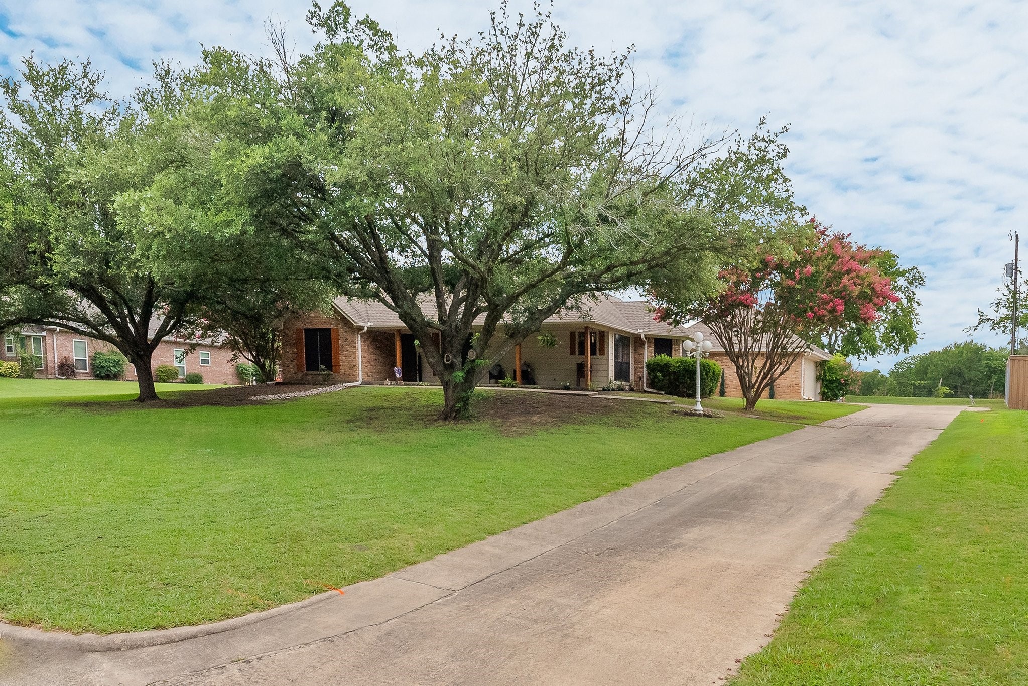 206 Covey Lane