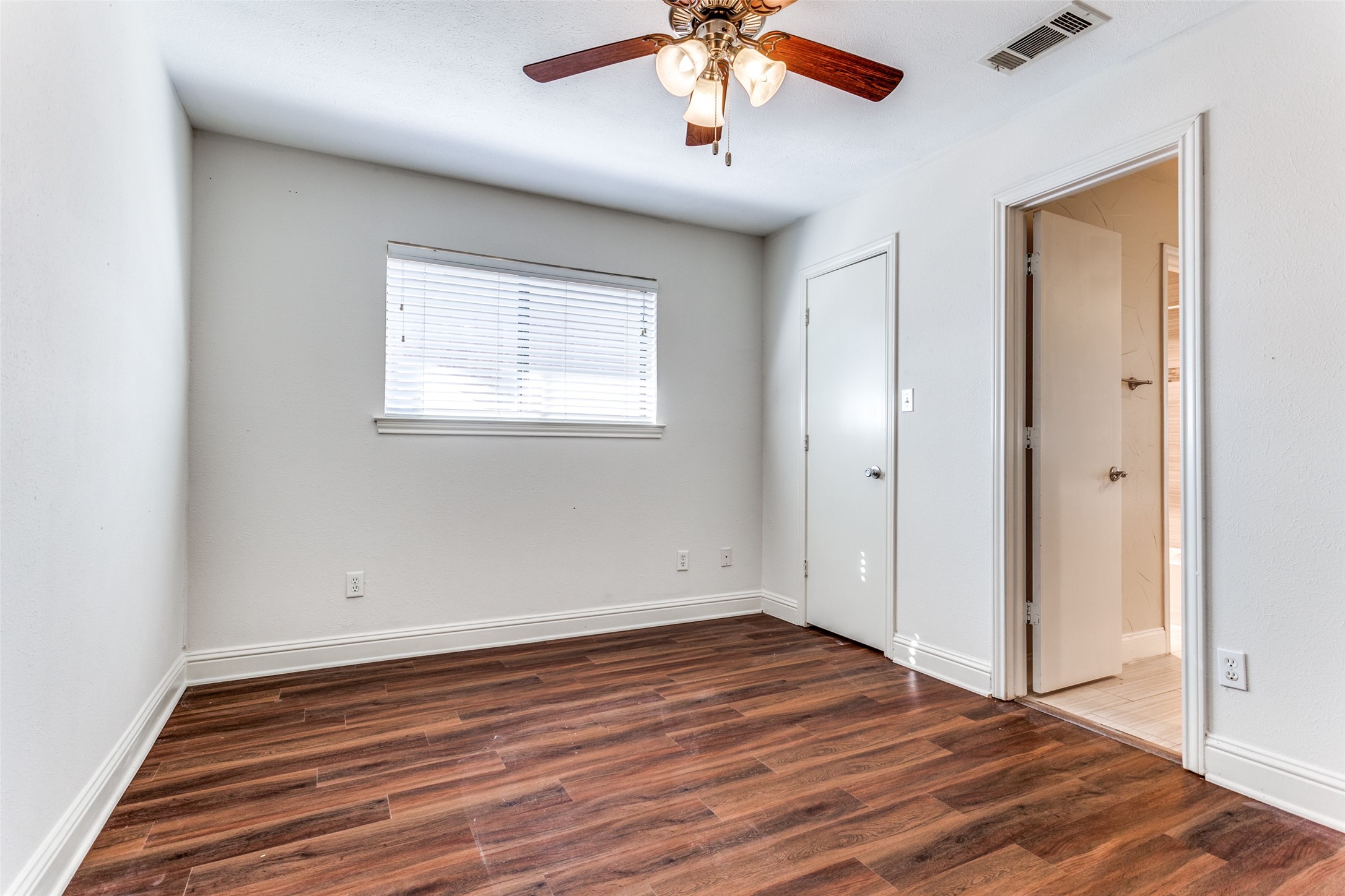 4222 Lawngate Drive