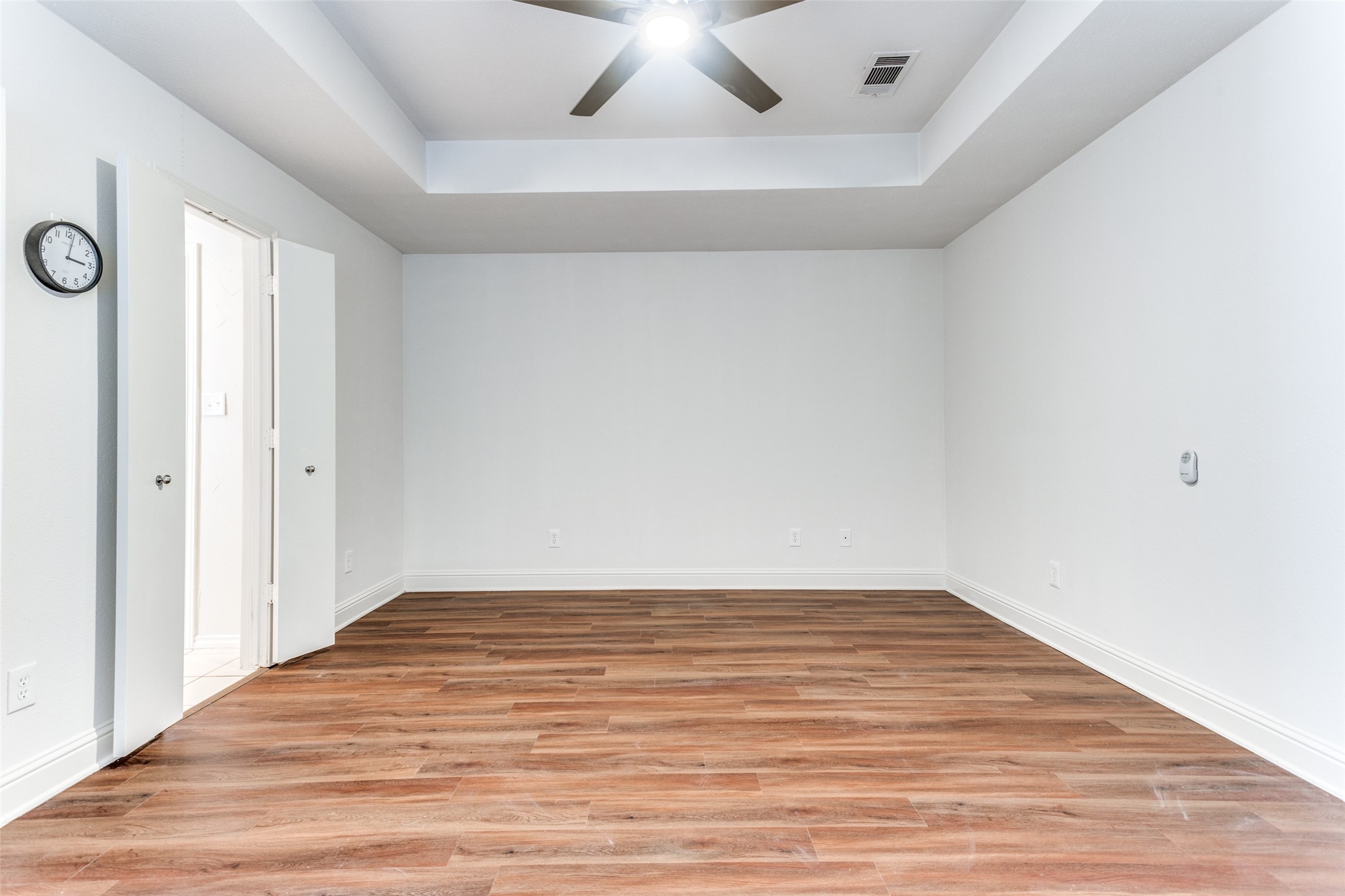 4222 Lawngate Drive