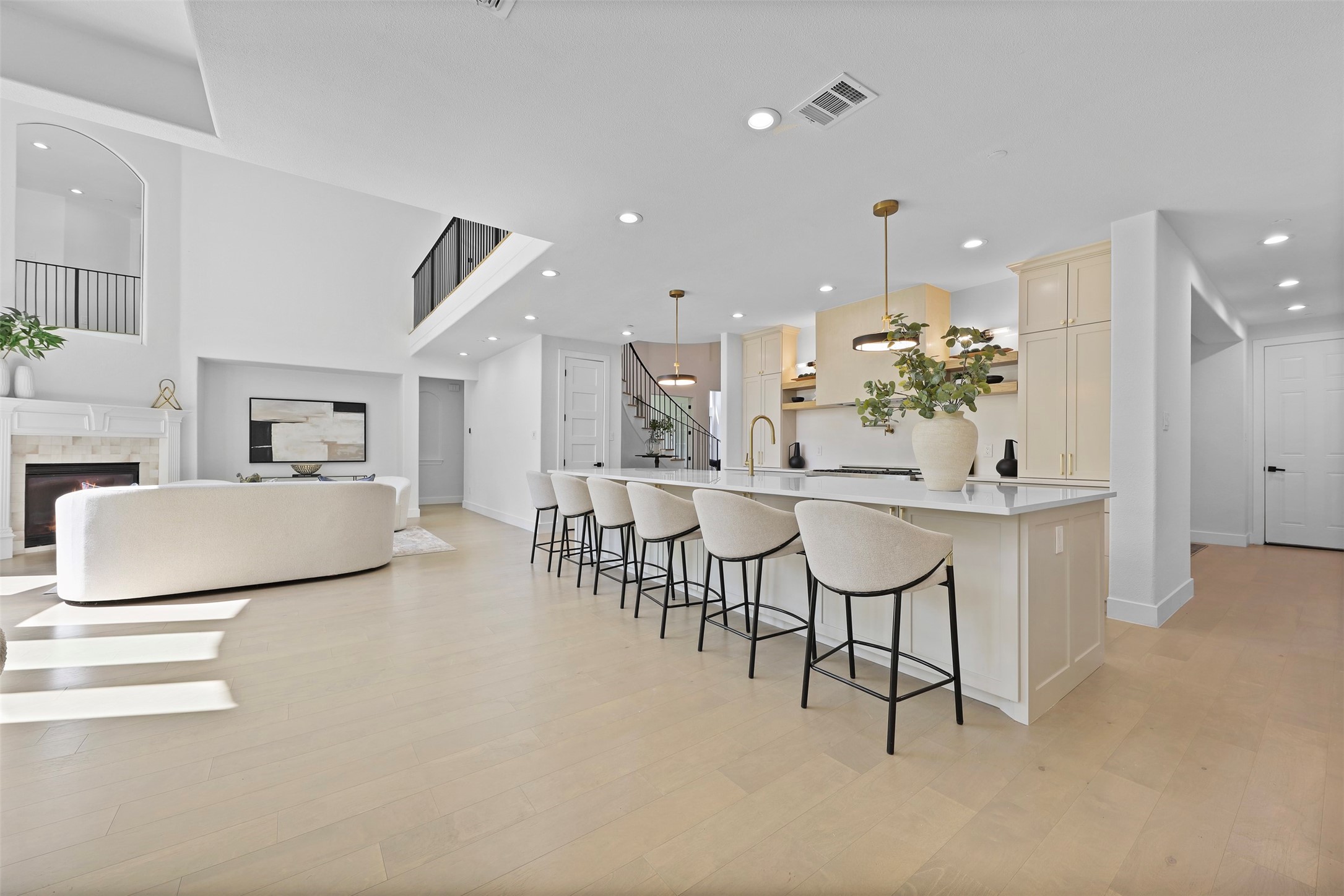 1750 Greenwood Court