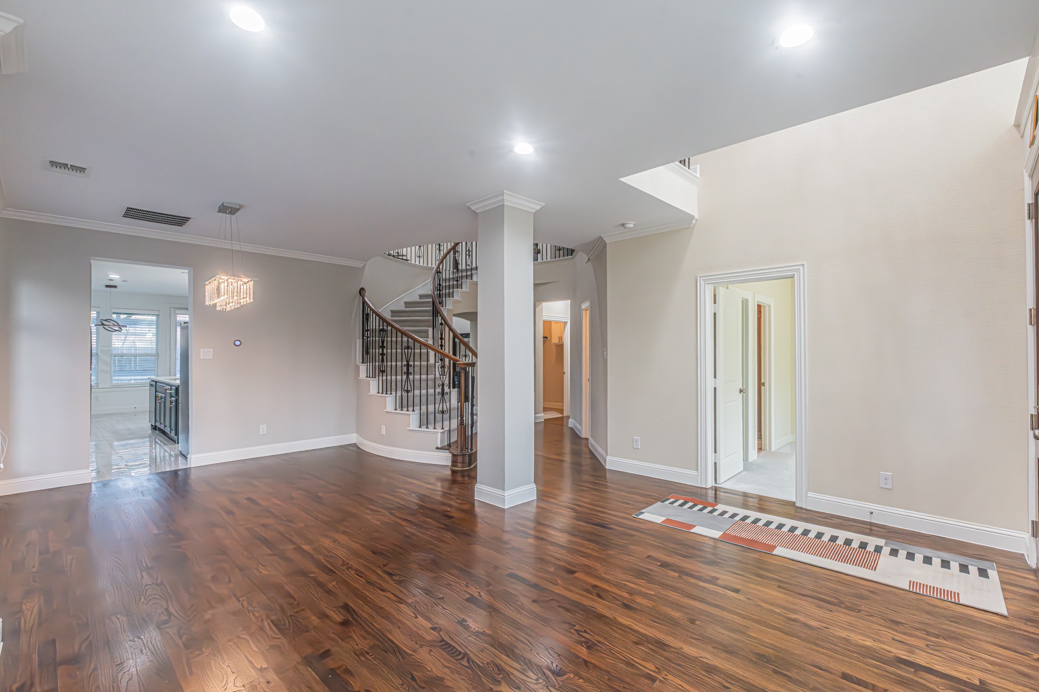14000 Signal Hill Drive
