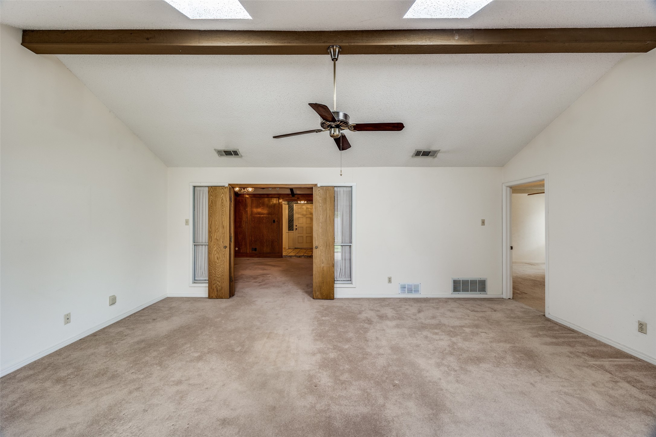 2102 J J Pearce Drive