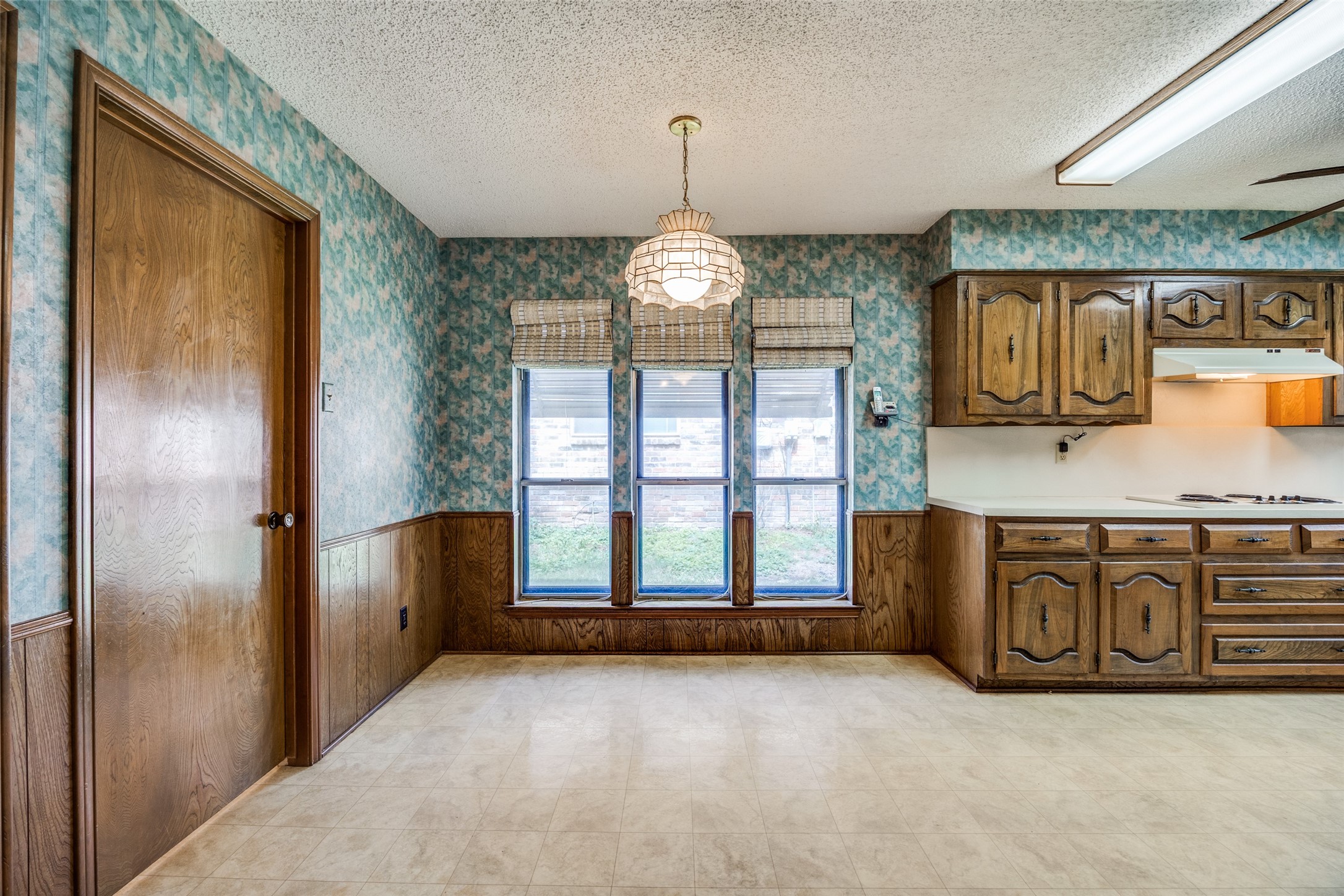 2102 J J Pearce Drive