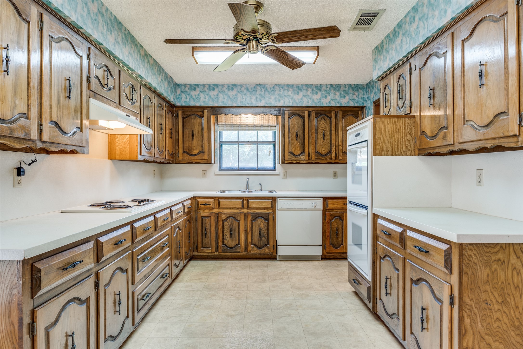 2102 J J Pearce Drive
