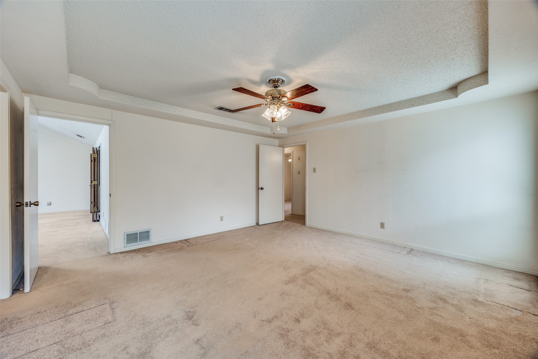 2102 J J Pearce Drive