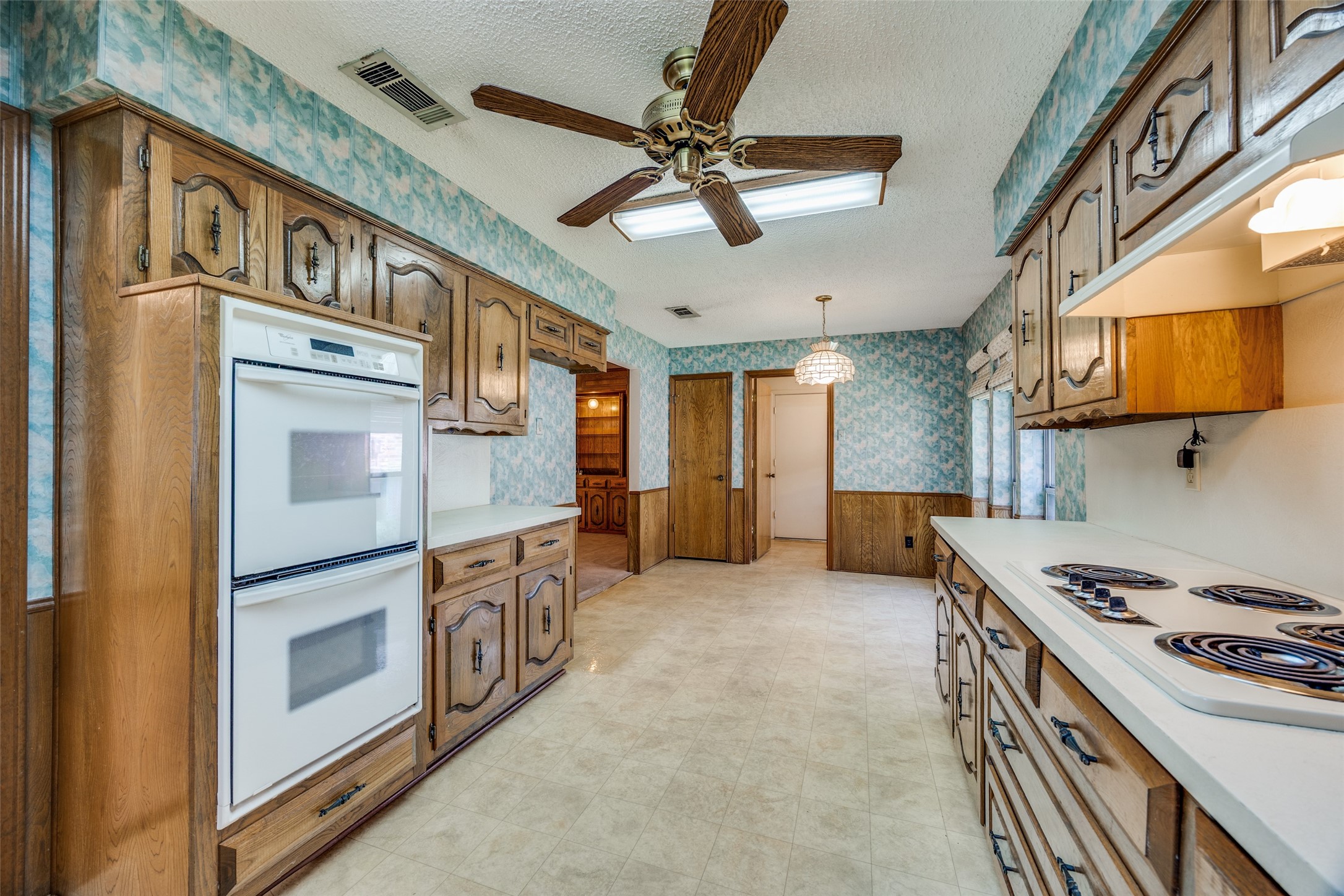 2102 J J Pearce Drive