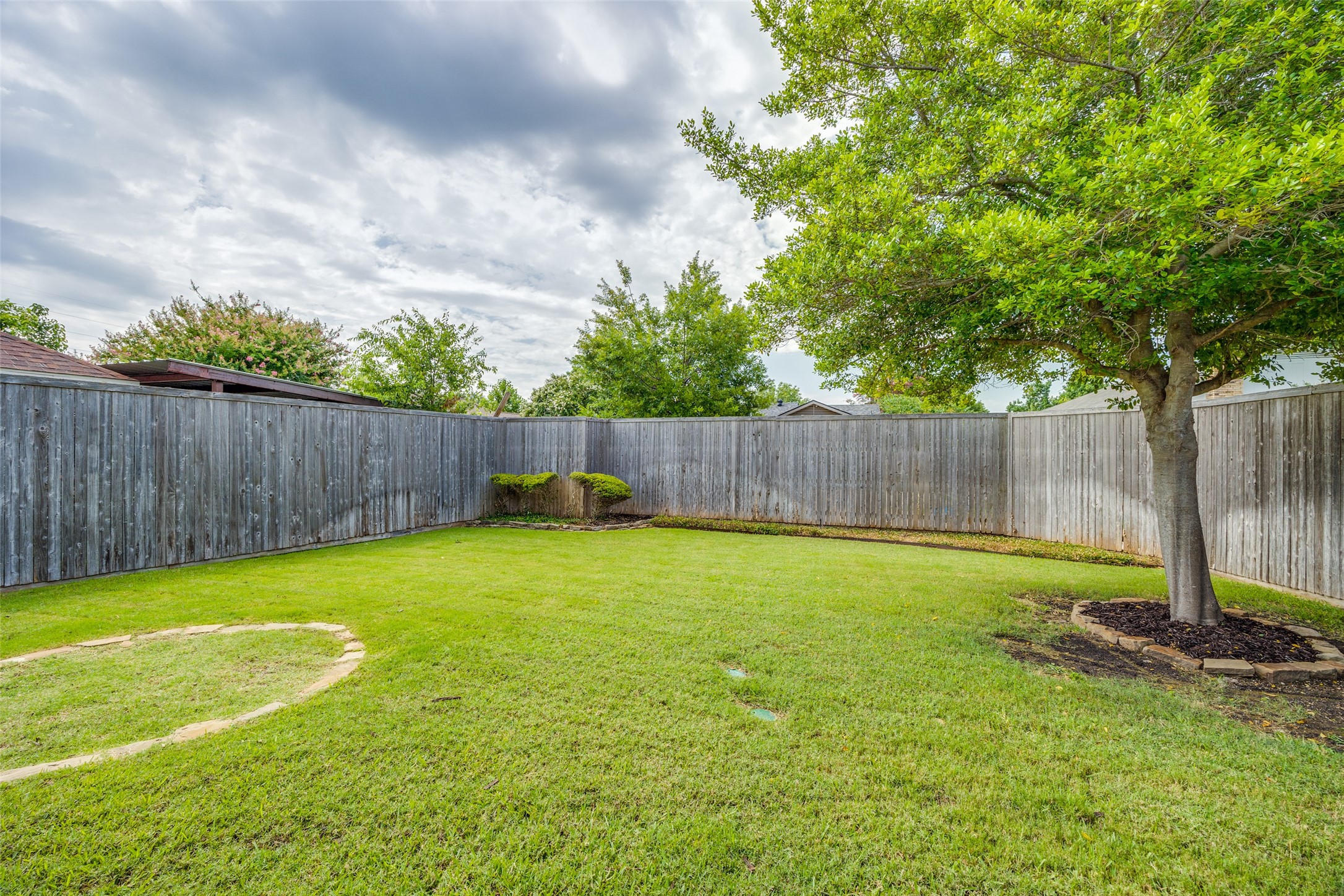 2102 J J Pearce Drive
