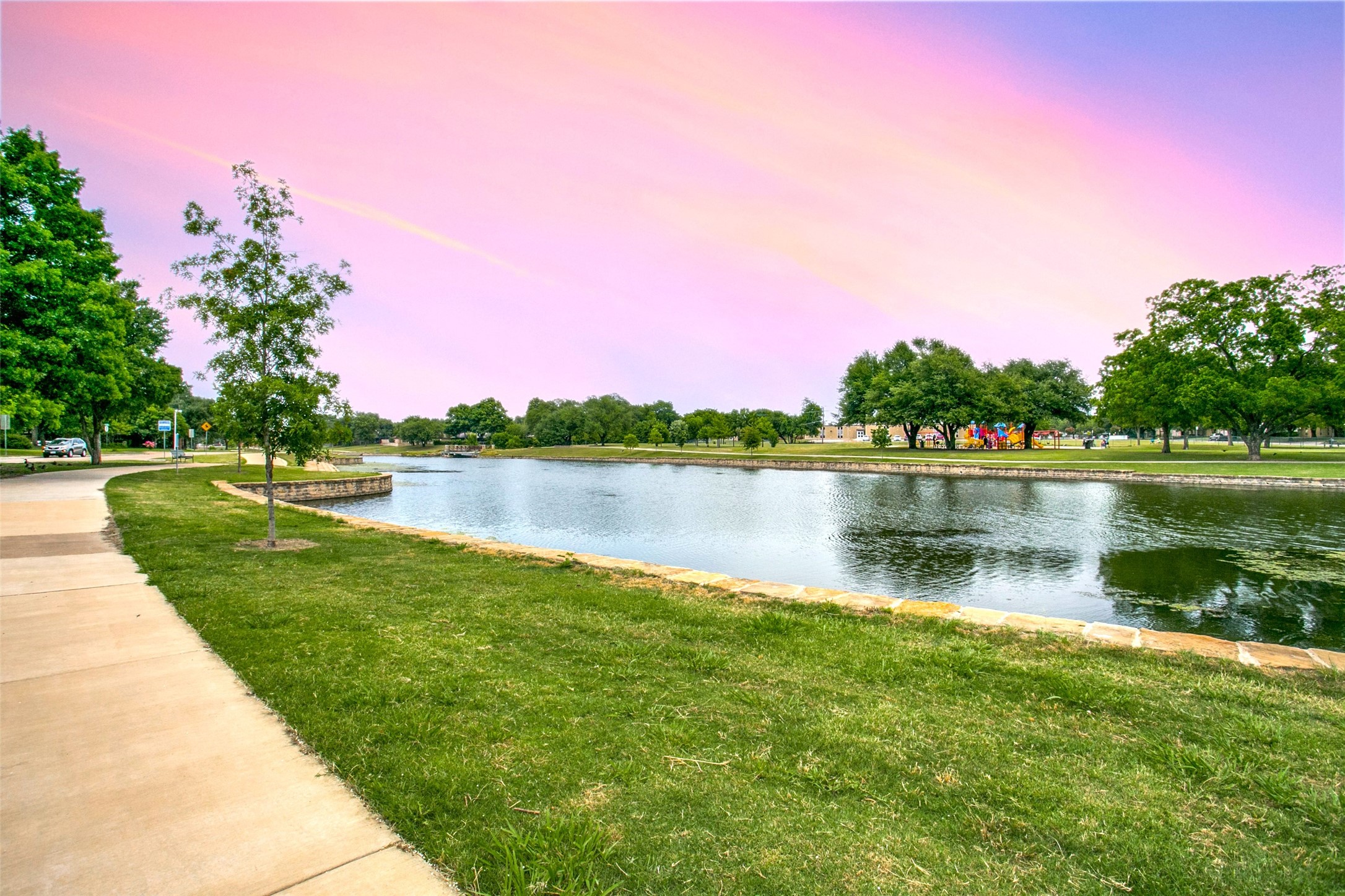 2004 Lake Side Lane