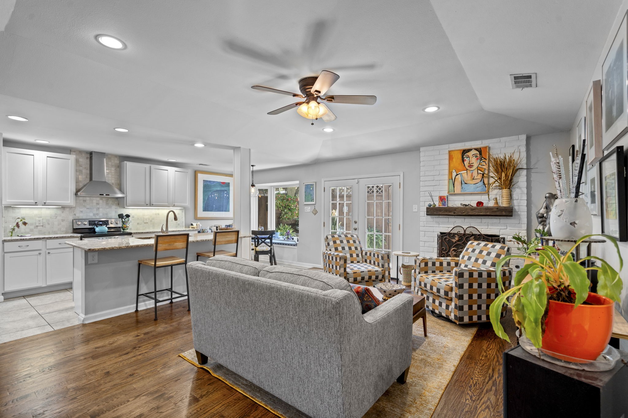 7342 Woodthrush Drive