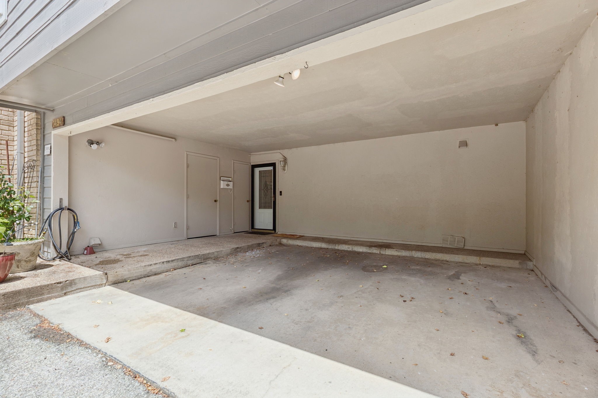 7494 E Northwest Highway 144