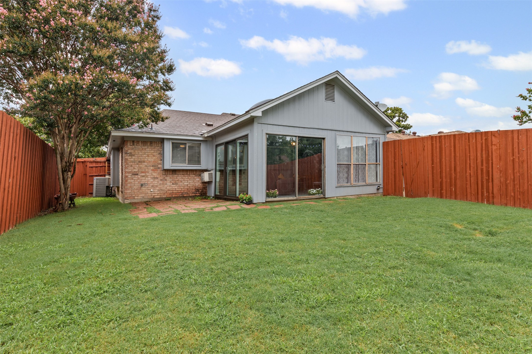 4044 Lonesome Trail