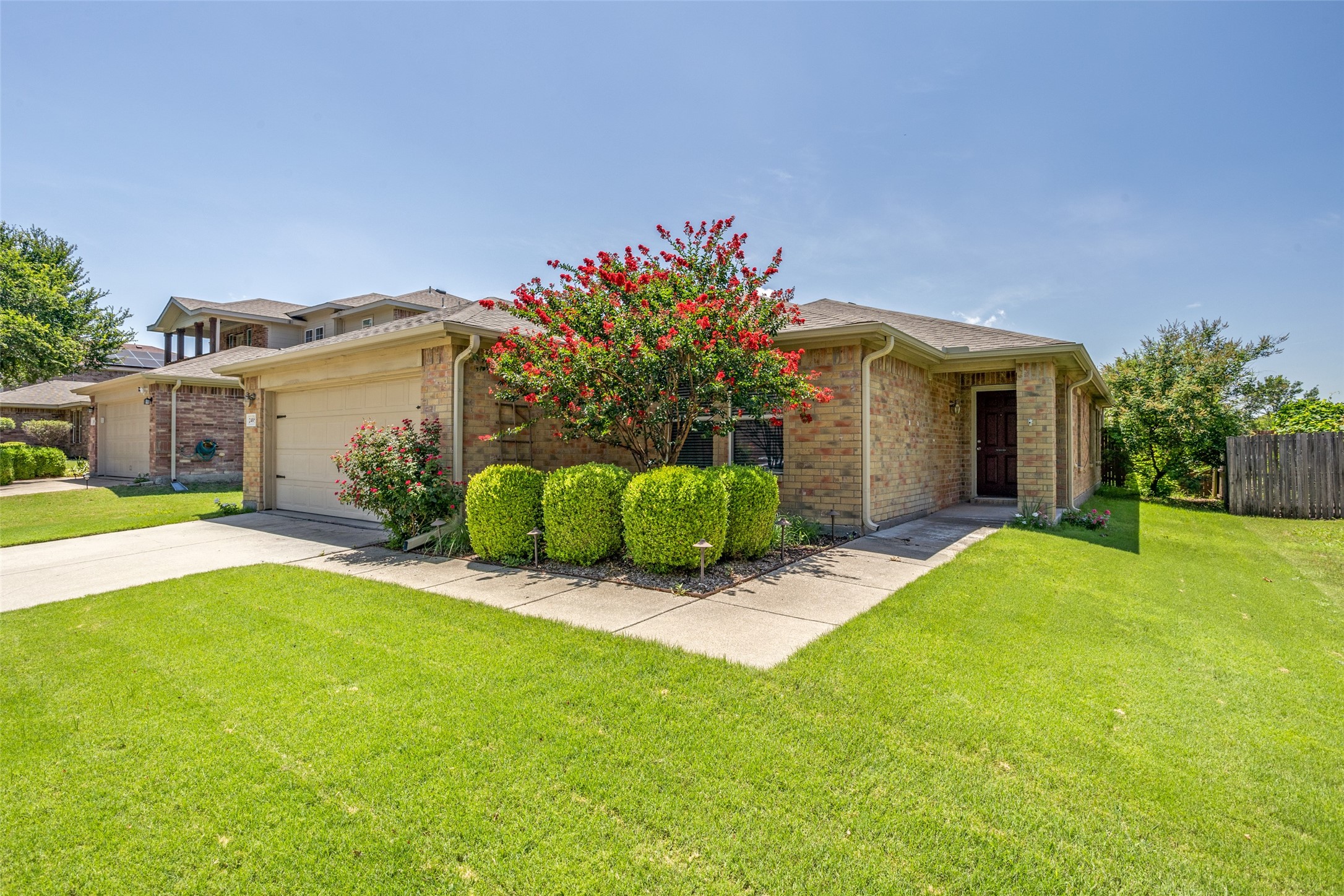 2405 Emerald Lane