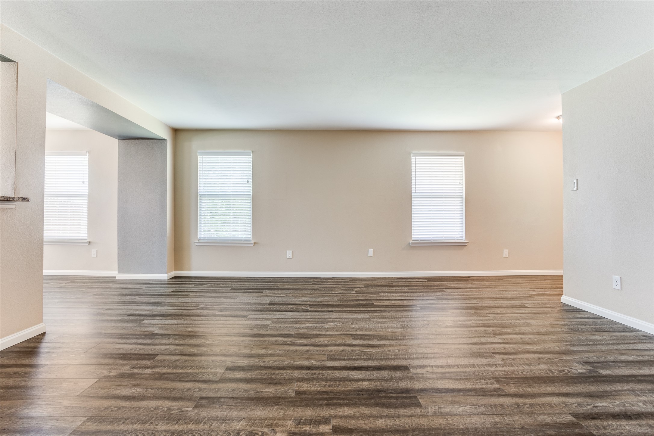 2405 Emerald Lane