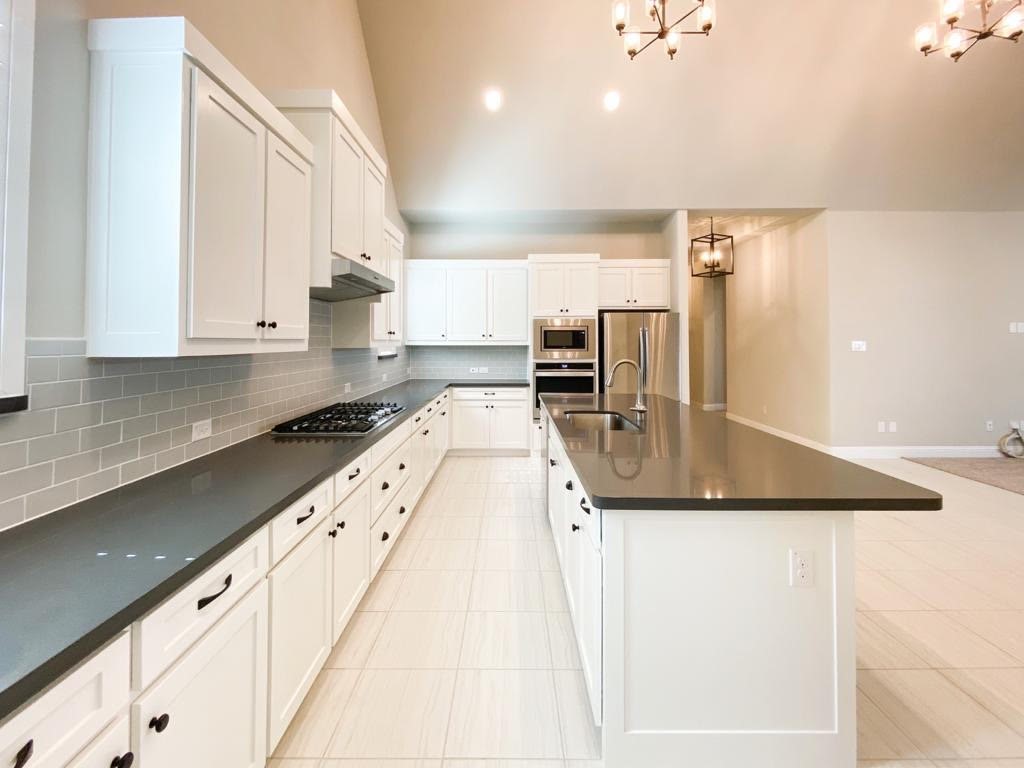 2216 Snapdragon Road