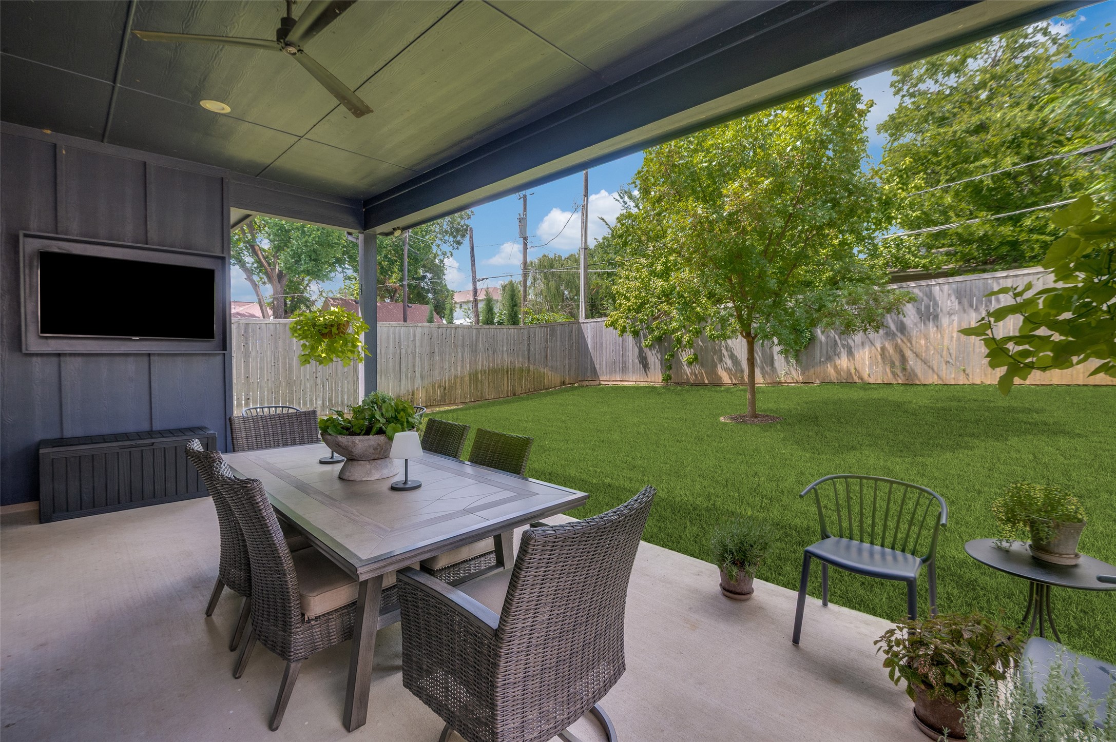 1107 Cameron Avenue