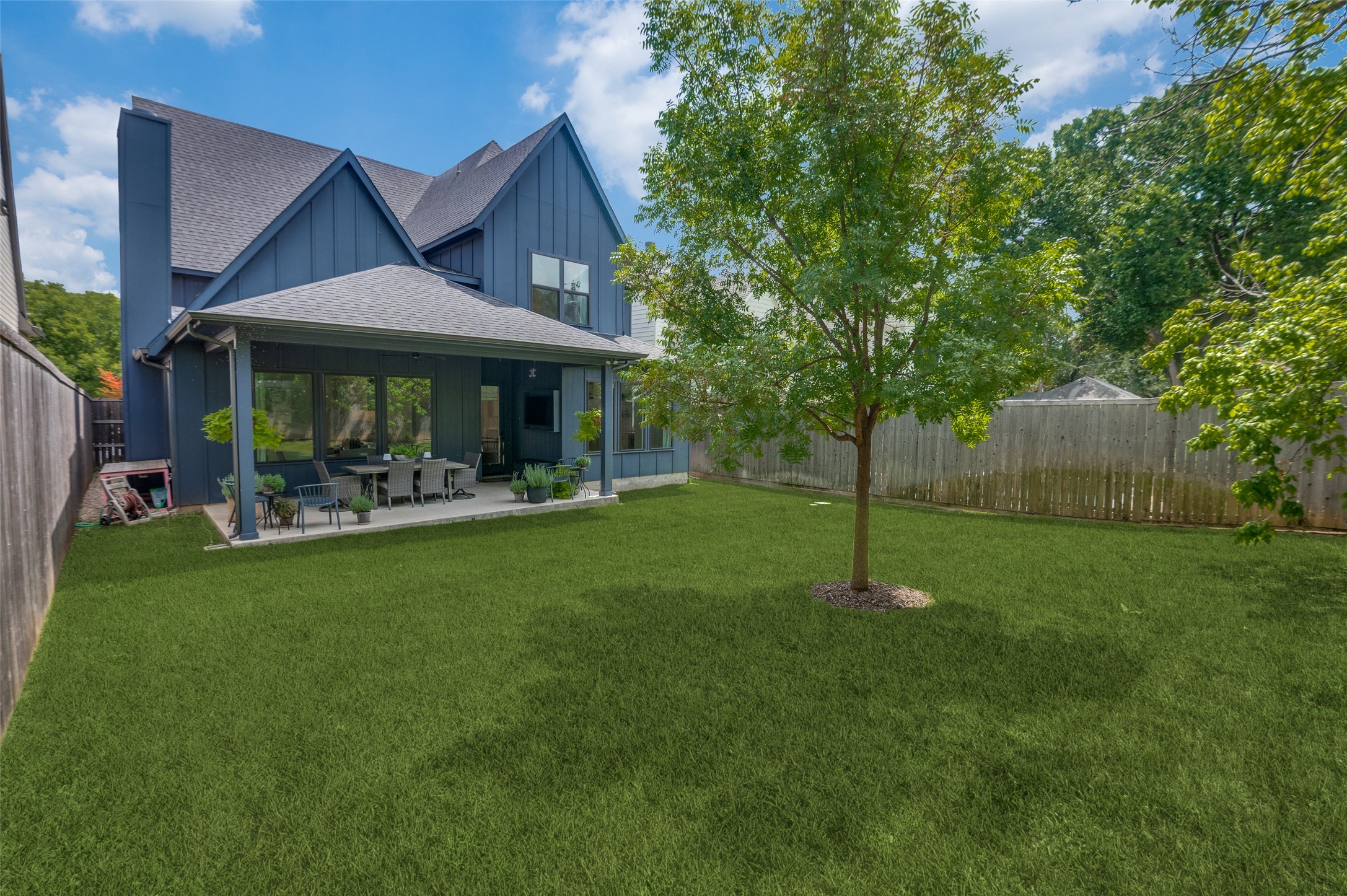 1107 Cameron Avenue