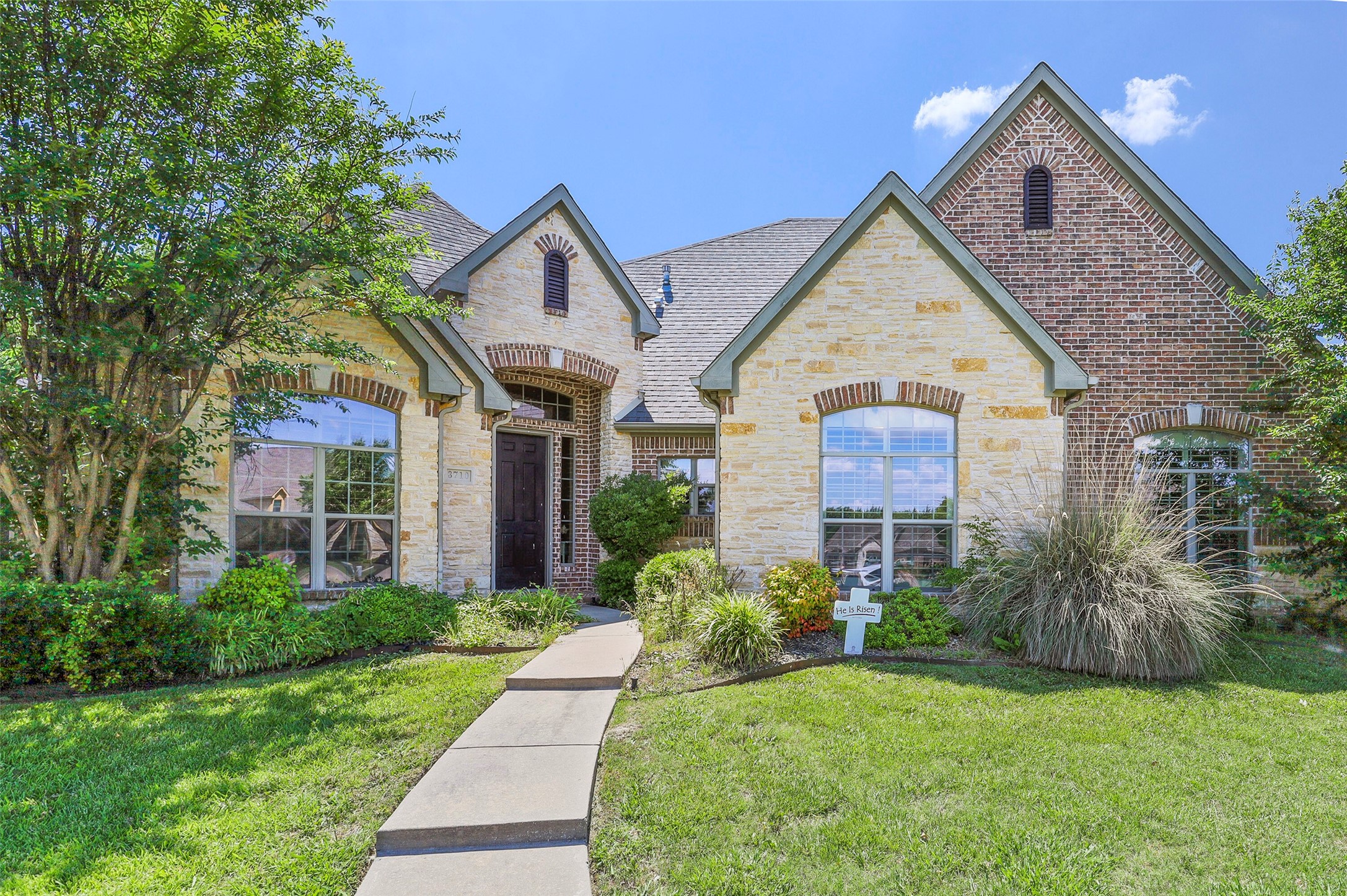 3710 Sumner Court
