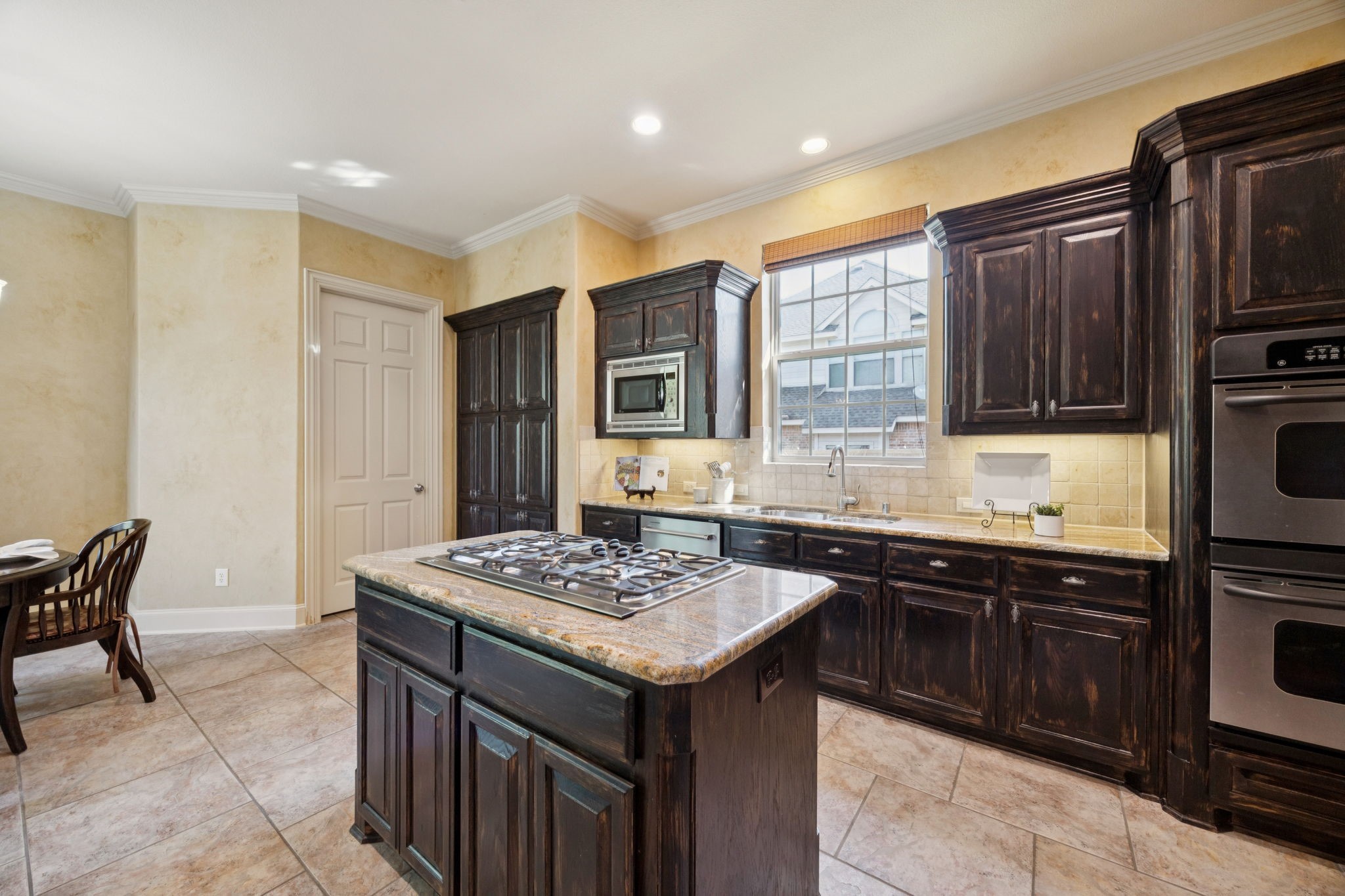 1308 Pecos Trail