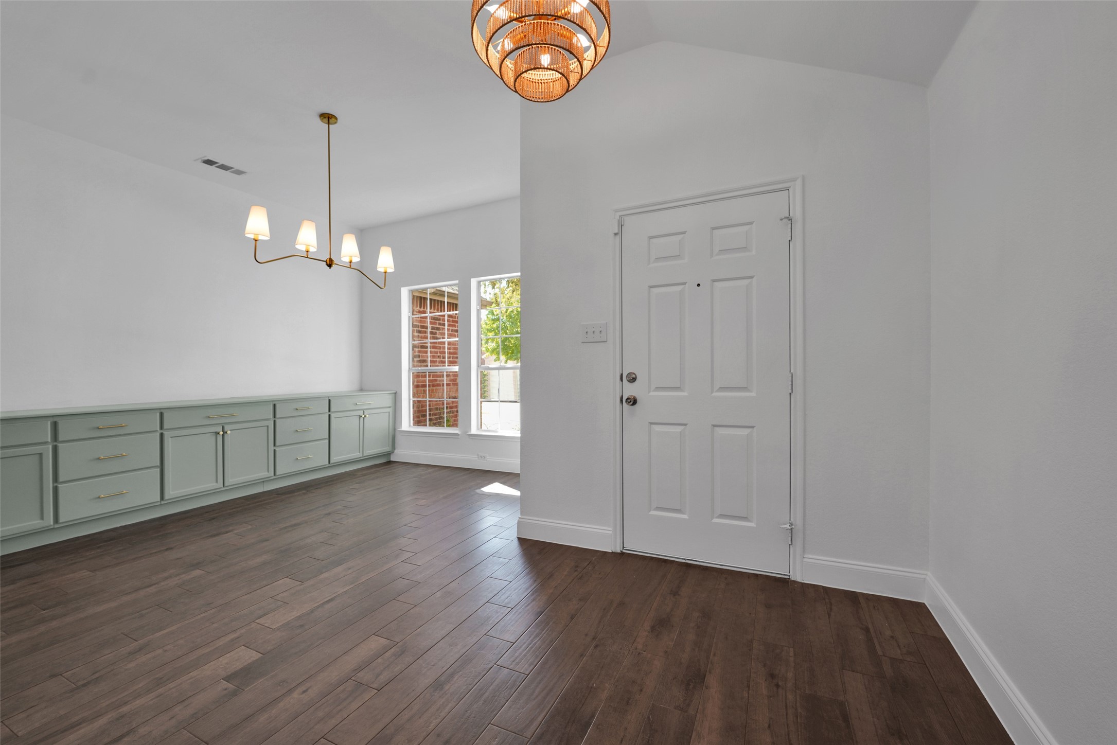 2304 Eisenhower Drive