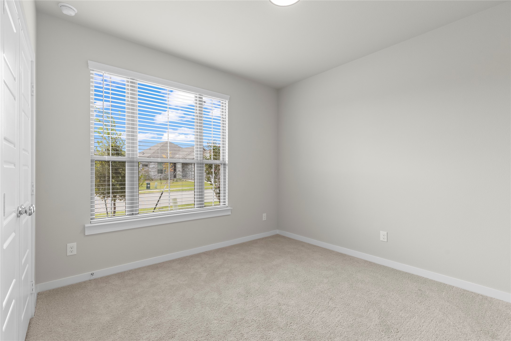 1912 Sandpiper Way