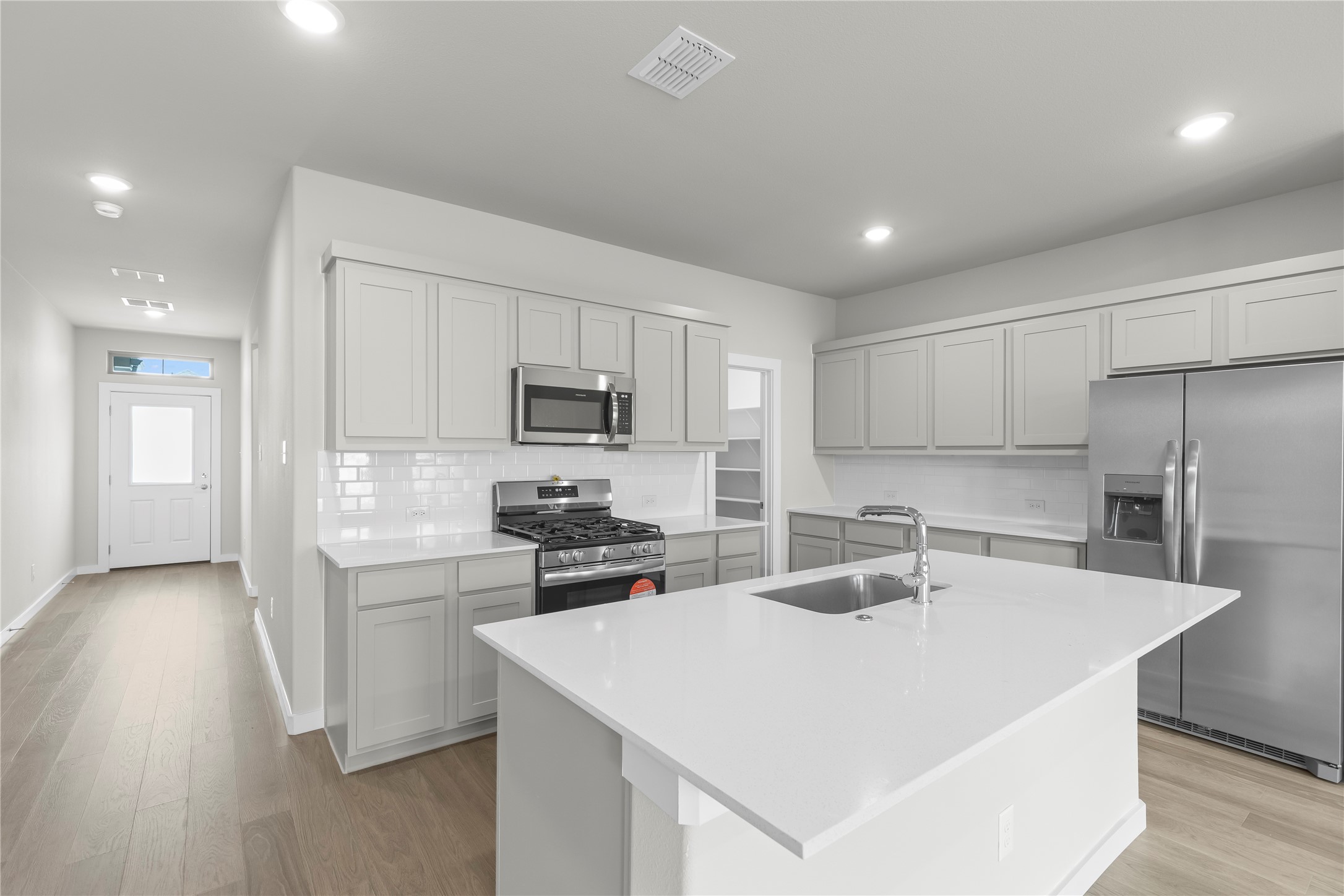 1912 Sandpiper Way