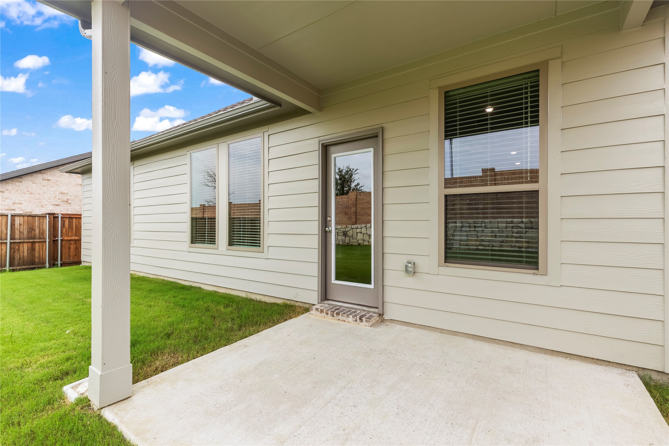 1912 Sandpiper Way