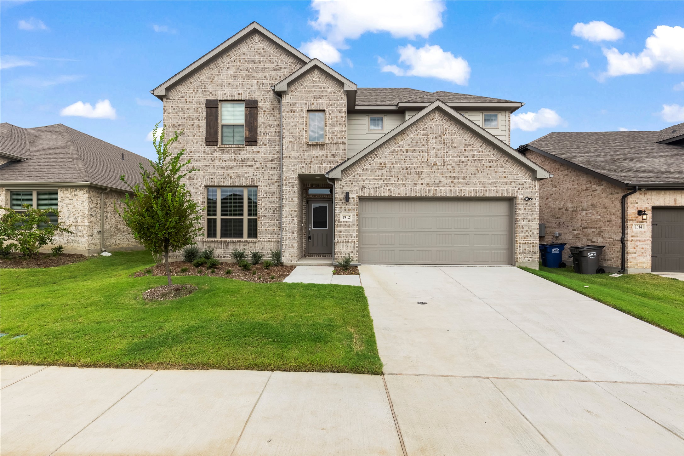 1912 Sandpiper Way