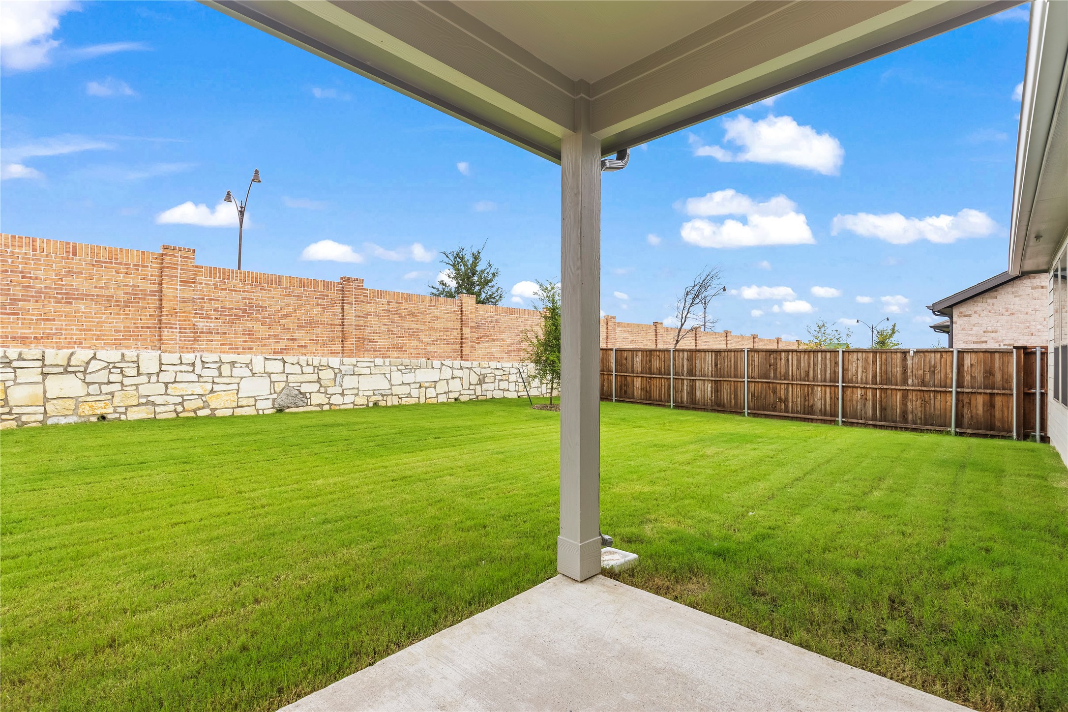 1912 Sandpiper Way