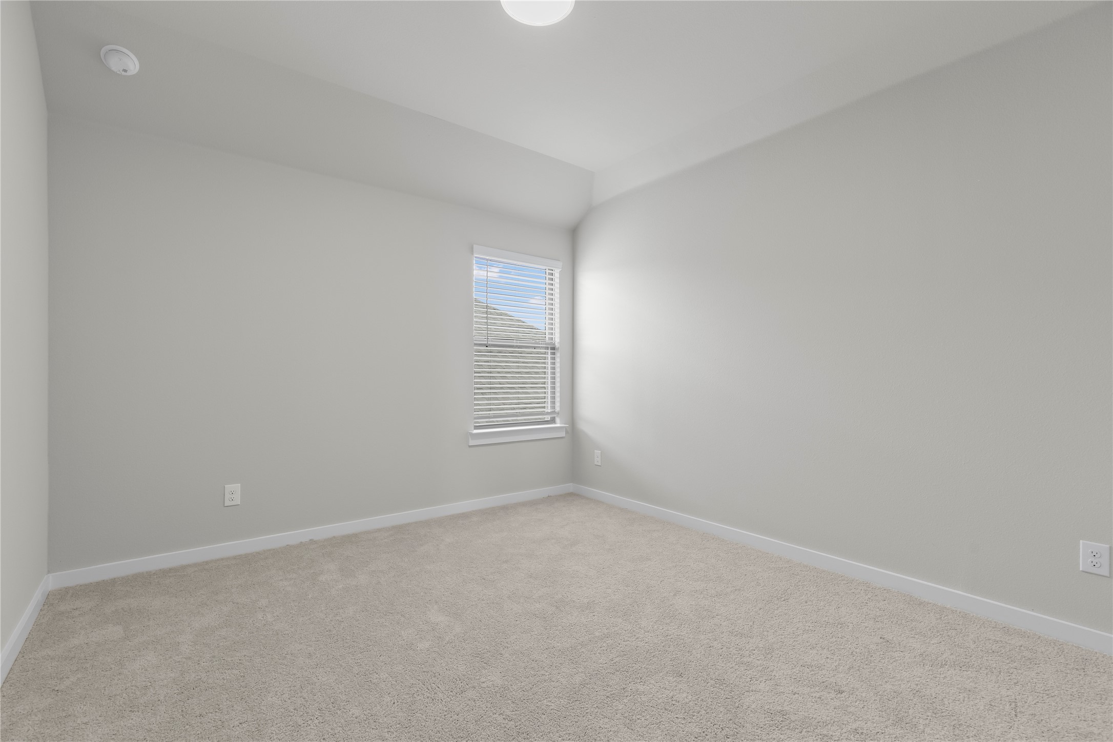 1912 Sandpiper Way