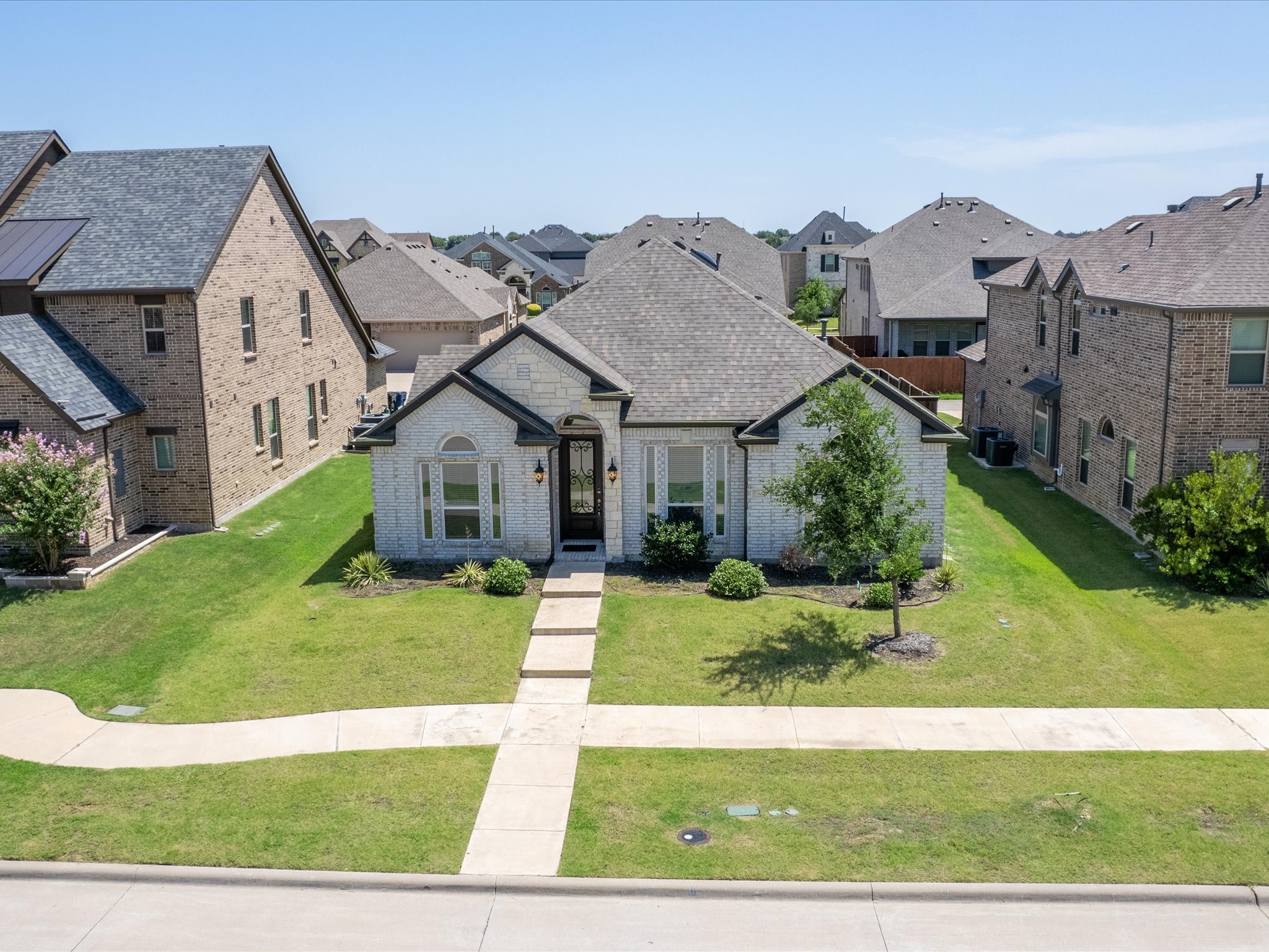 1127 Putnam Drive