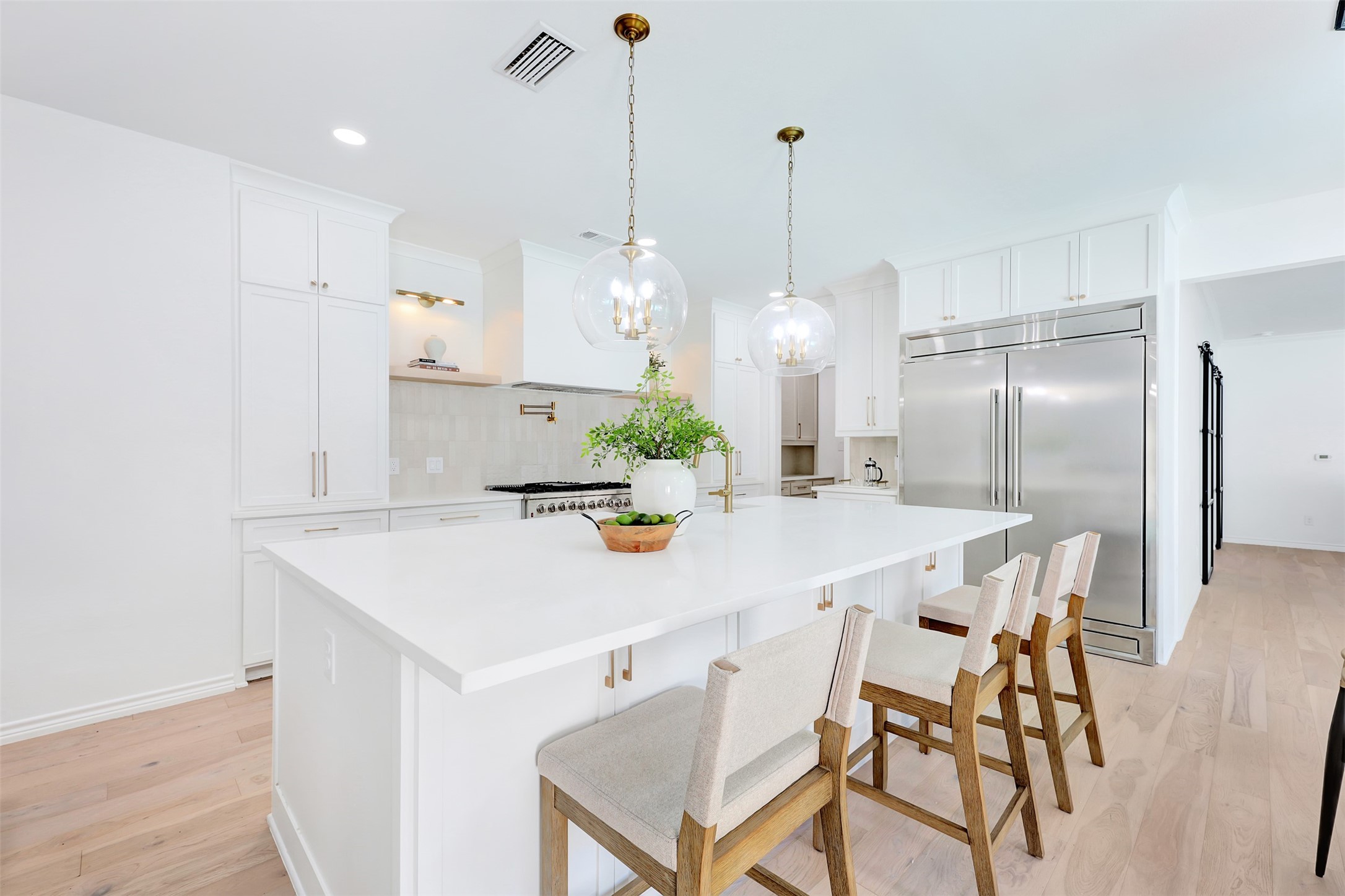 12541 Matisse Lane
