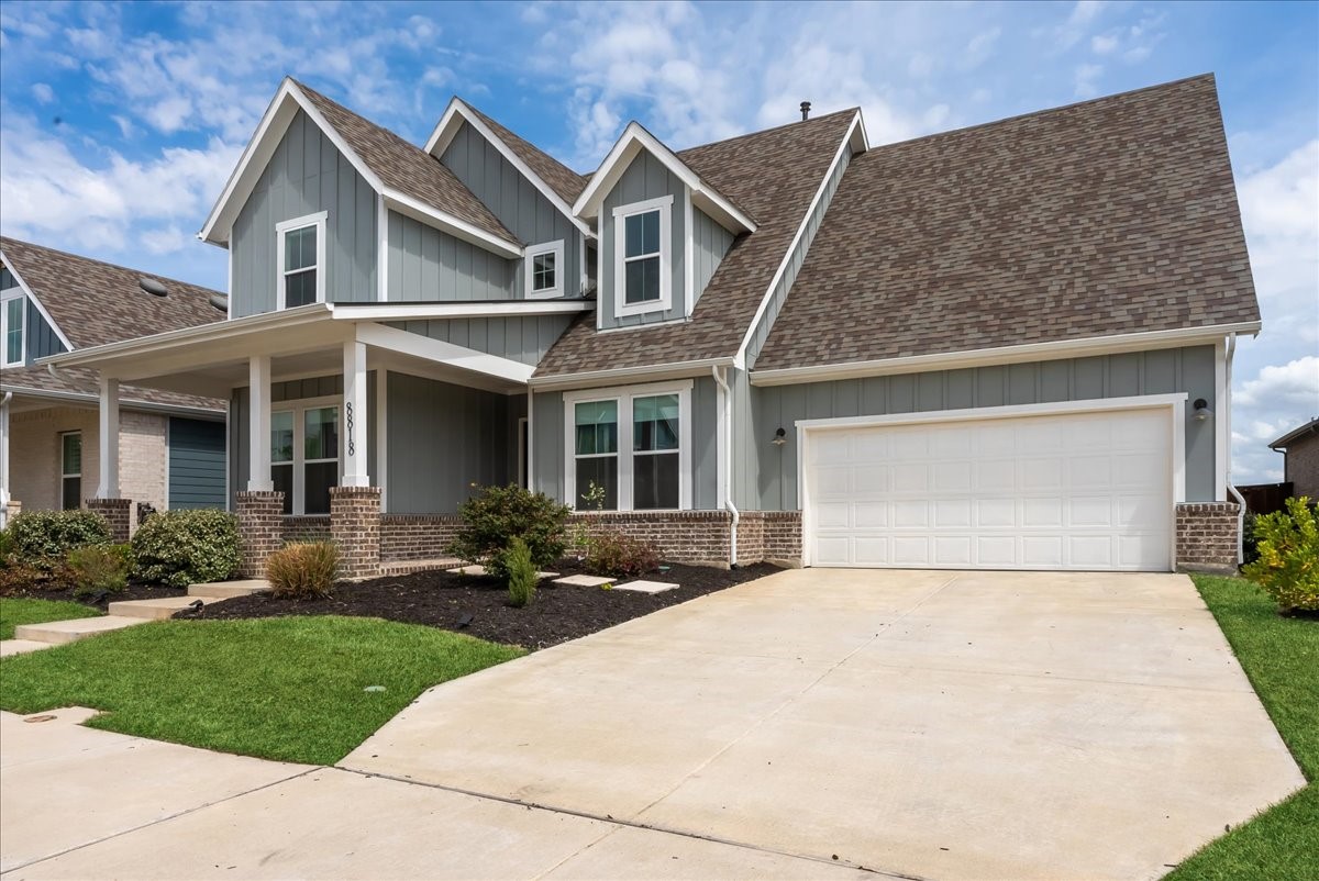8818 Edna Place