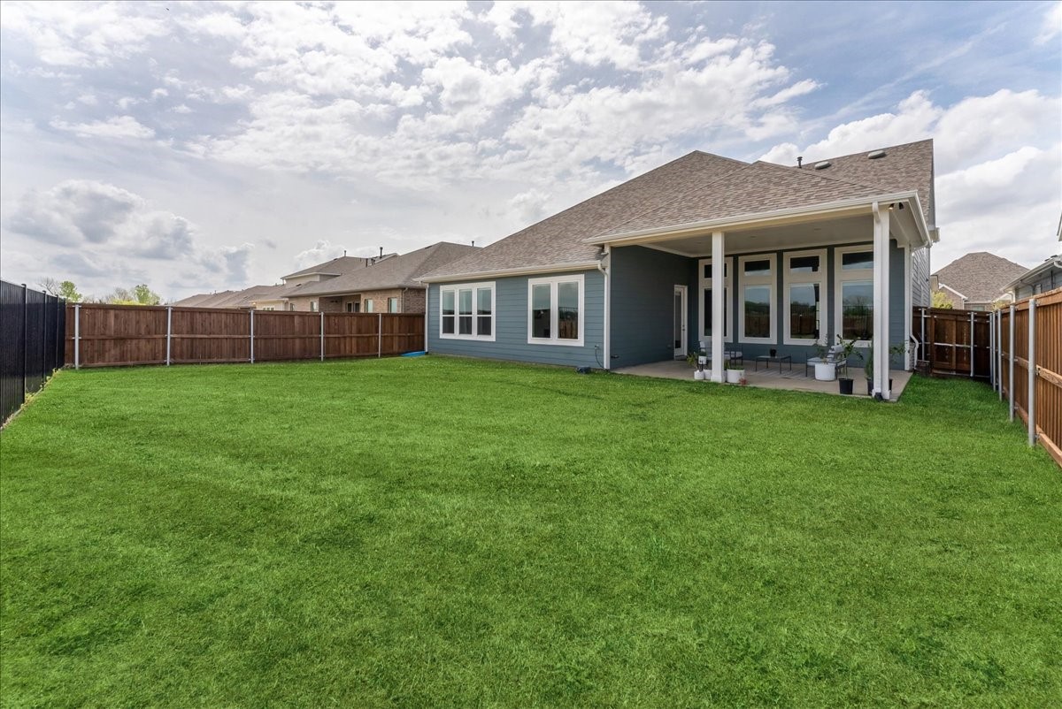 8818 Edna Place