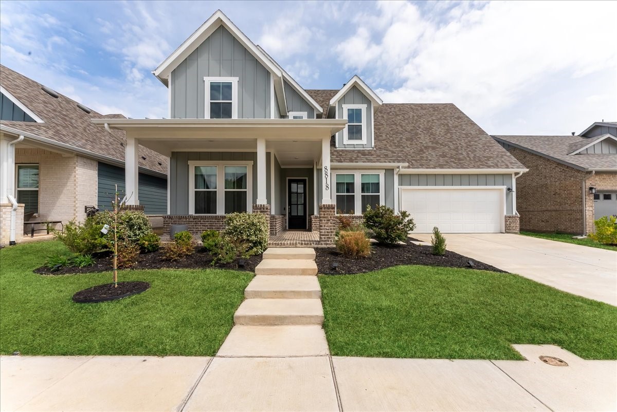 8818 Edna Place