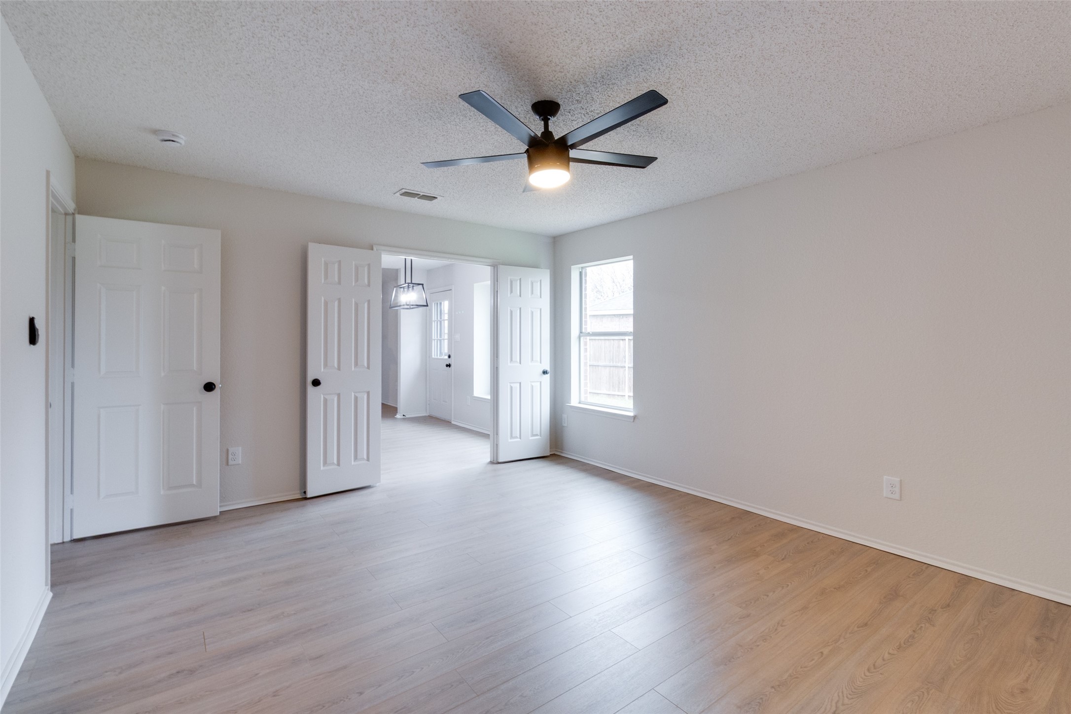 5005 Button Willow Drive
