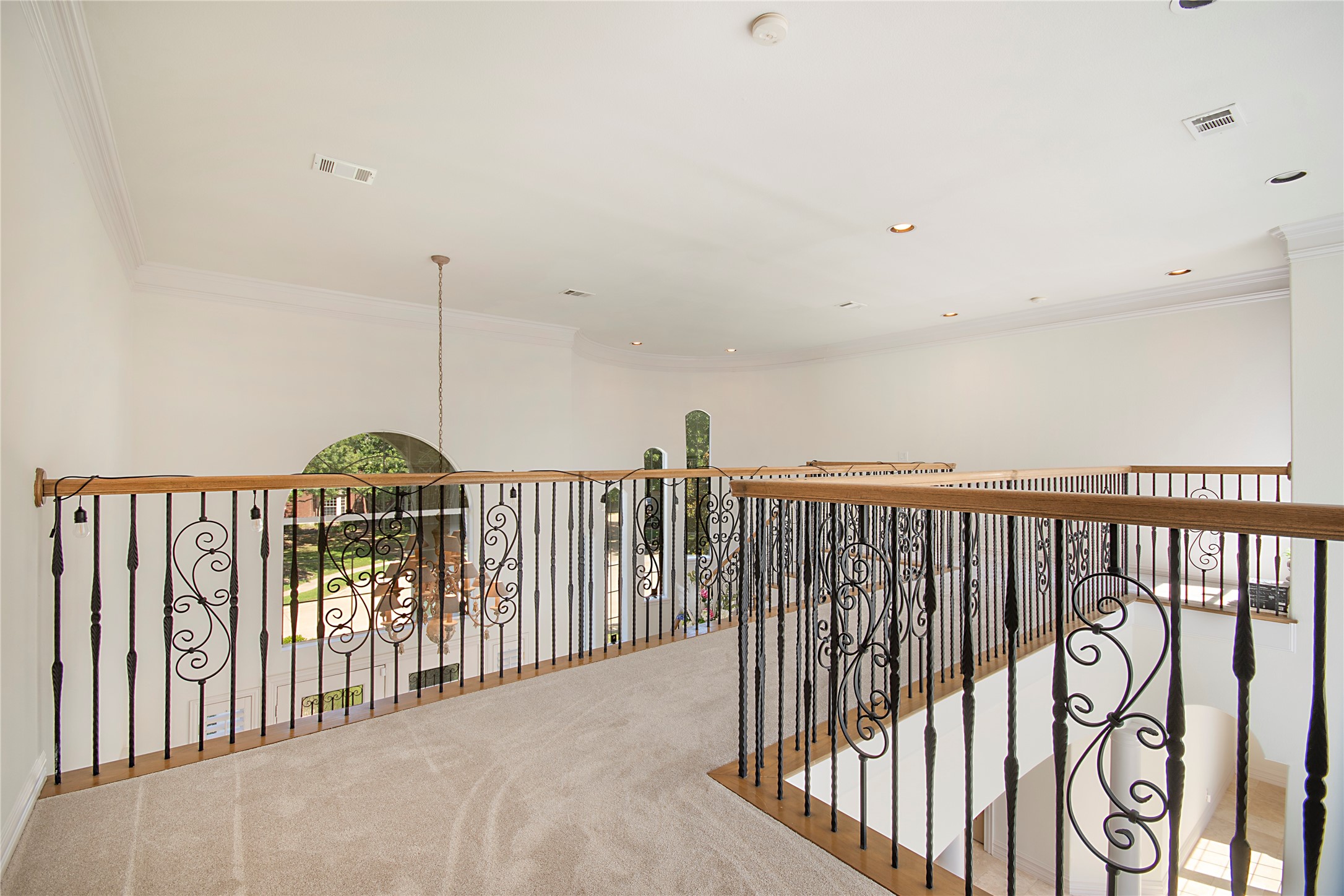 2200 Woodbridge Drive