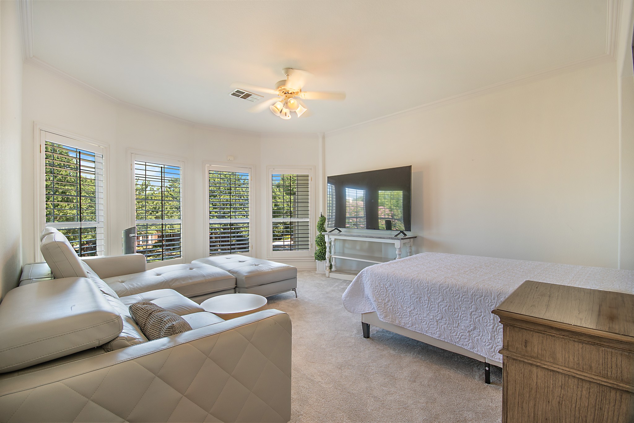 2200 Woodbridge Drive