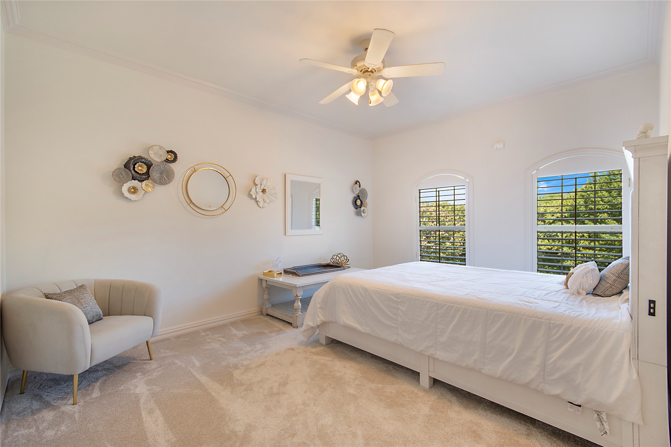 2200 Woodbridge Drive