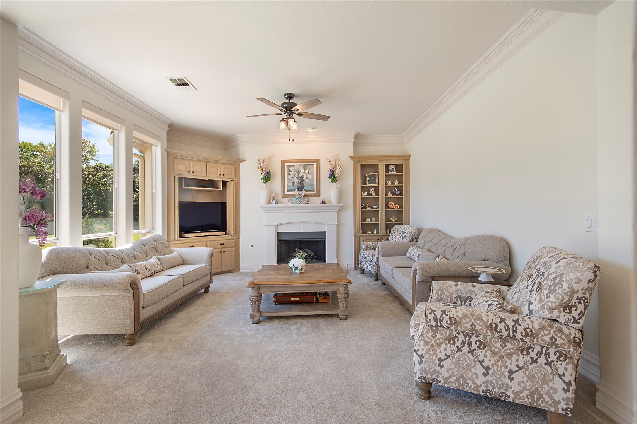 2200 Woodbridge Drive
