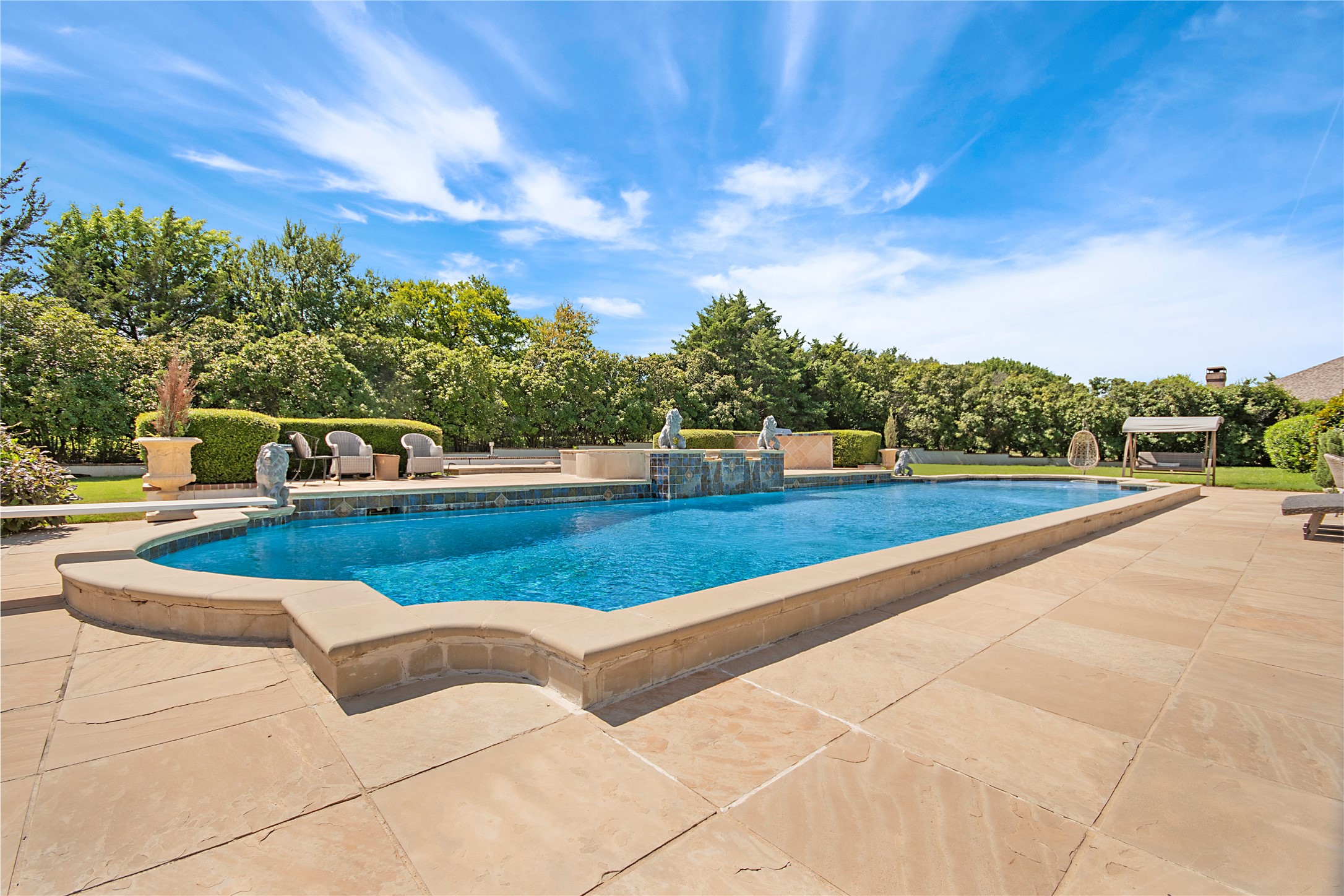 2200 Woodbridge Drive