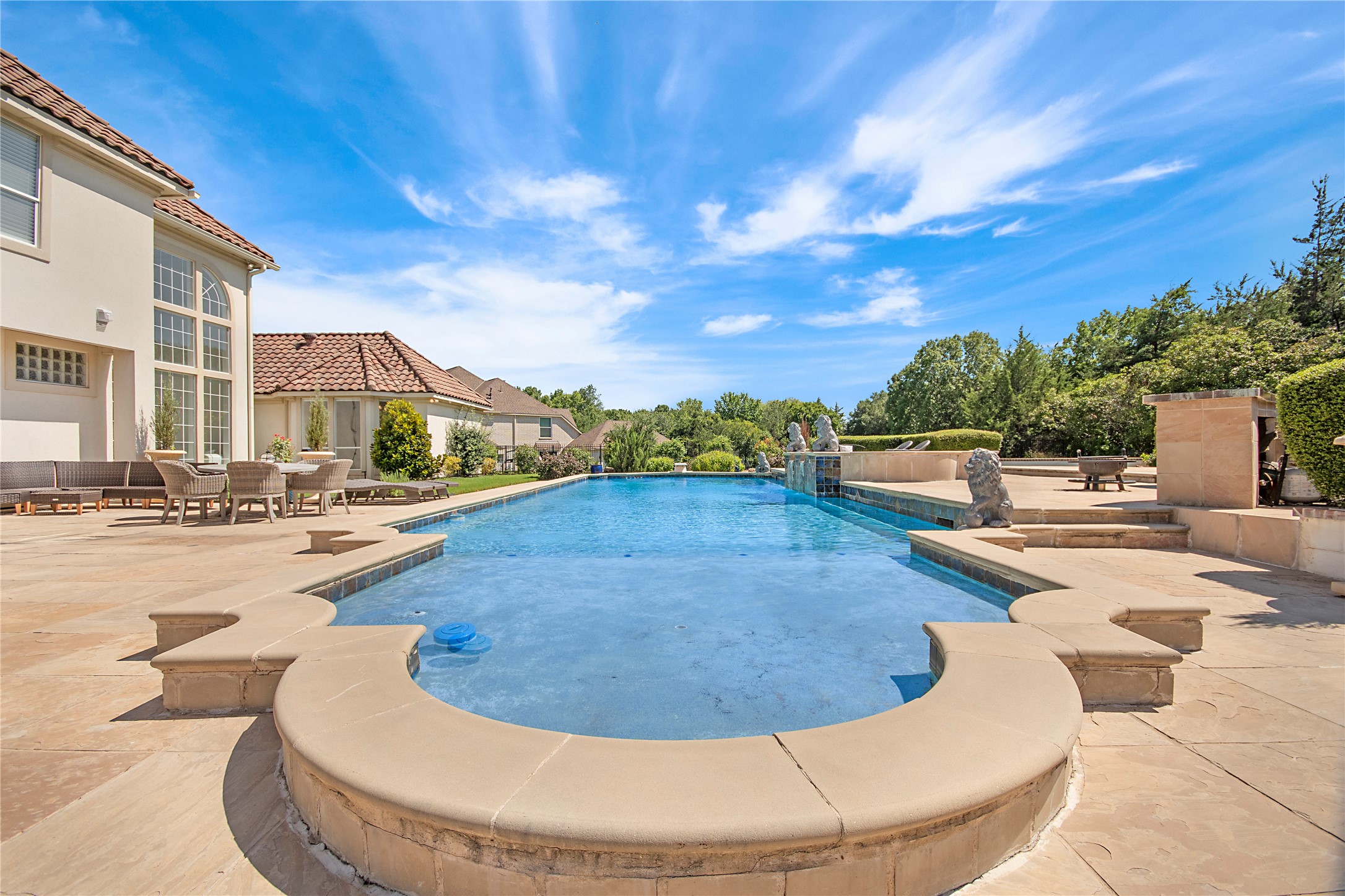 2200 Woodbridge Drive